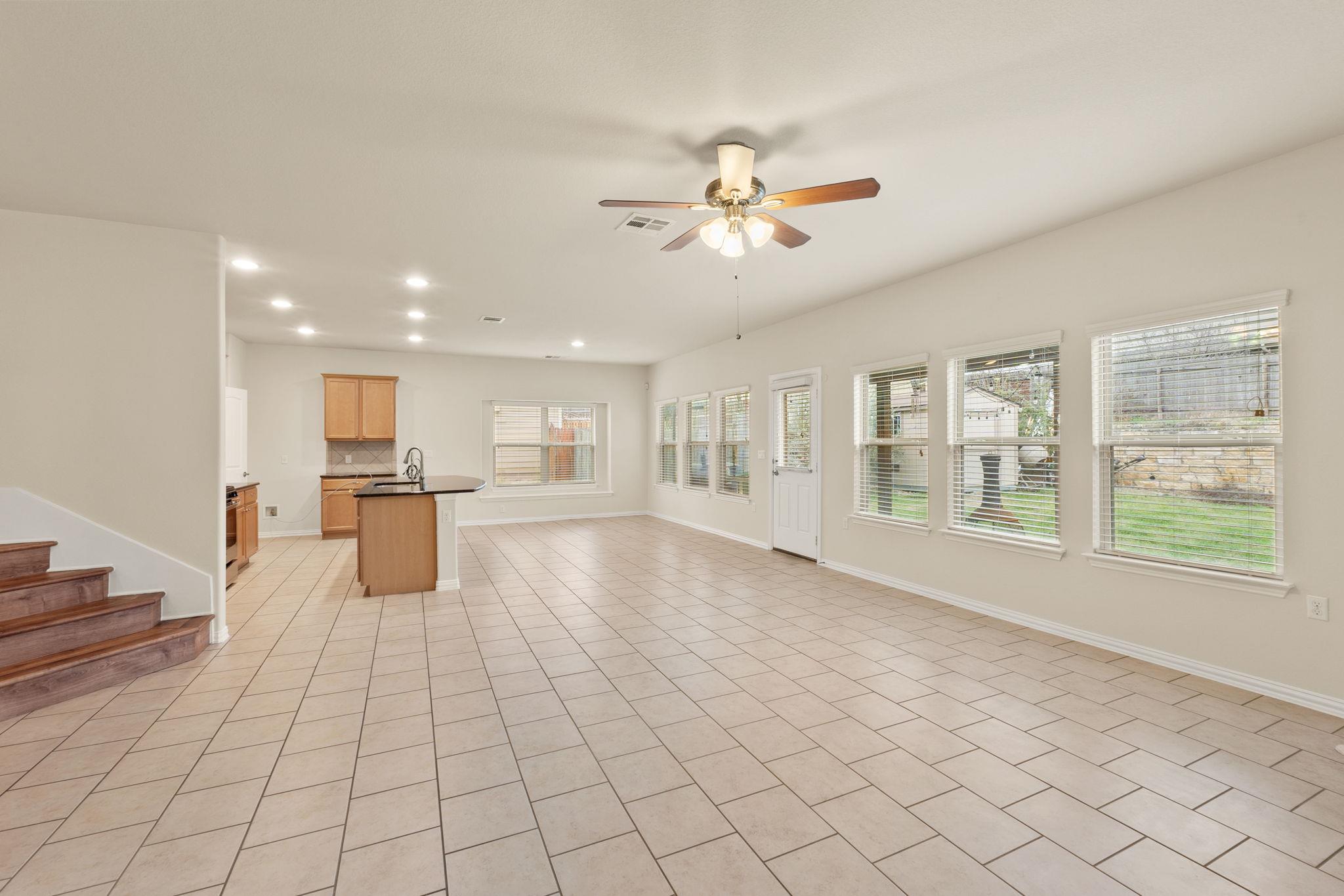 5713 Little Theater Bnd Property Photo 10