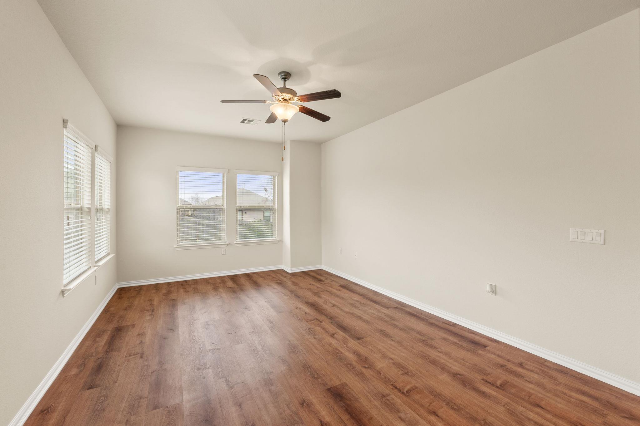 5713 Little Theater Bnd Property Photo 19