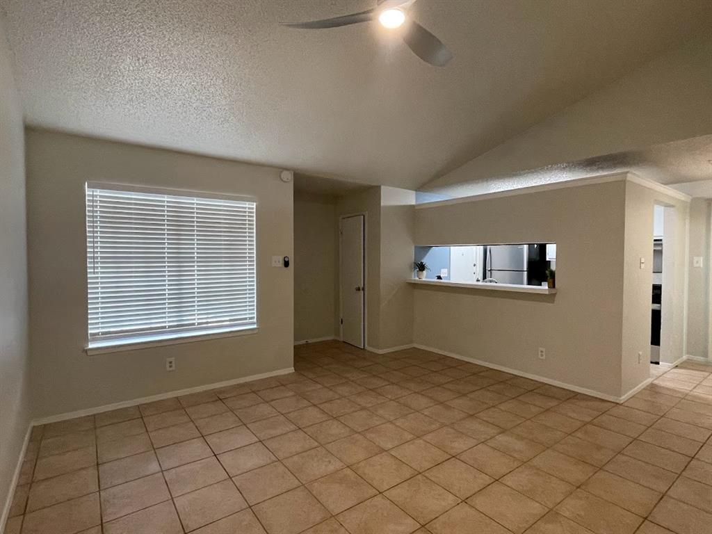 1808 Prairie Knoll Ct B Property Photo 4