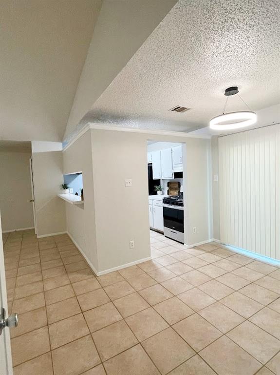 1808 Prairie Knoll Ct B Property Photo 5