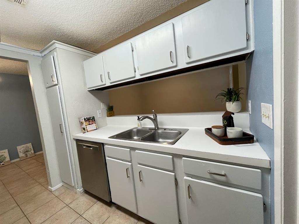 1808 Prairie Knoll Ct B Property Photo 10