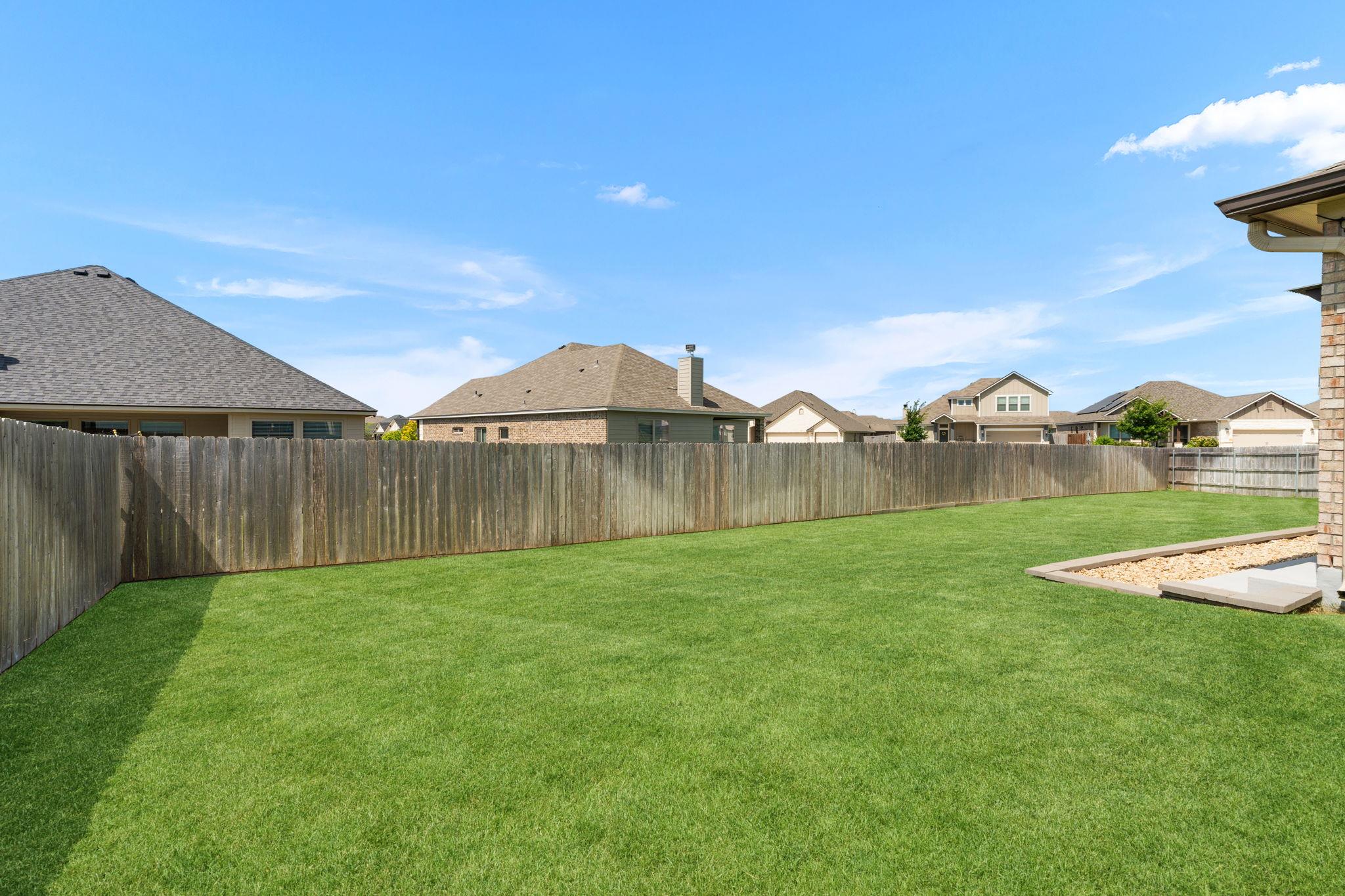 10239 Six Shooter Ln Property Photo 39