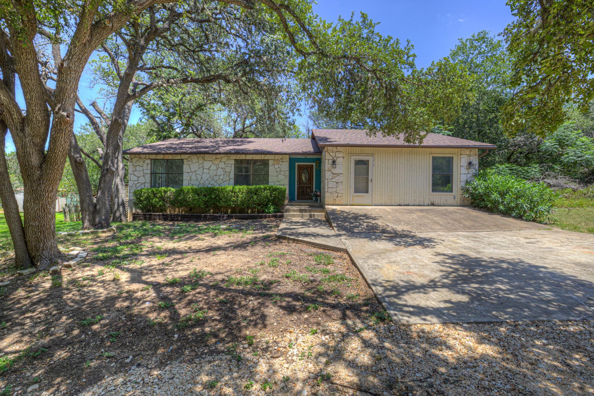2812 Philo St Property Photo 1
