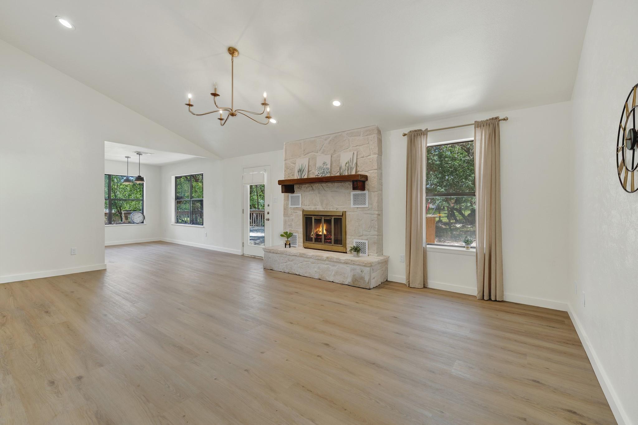 2812 Philo St Property Photo 3