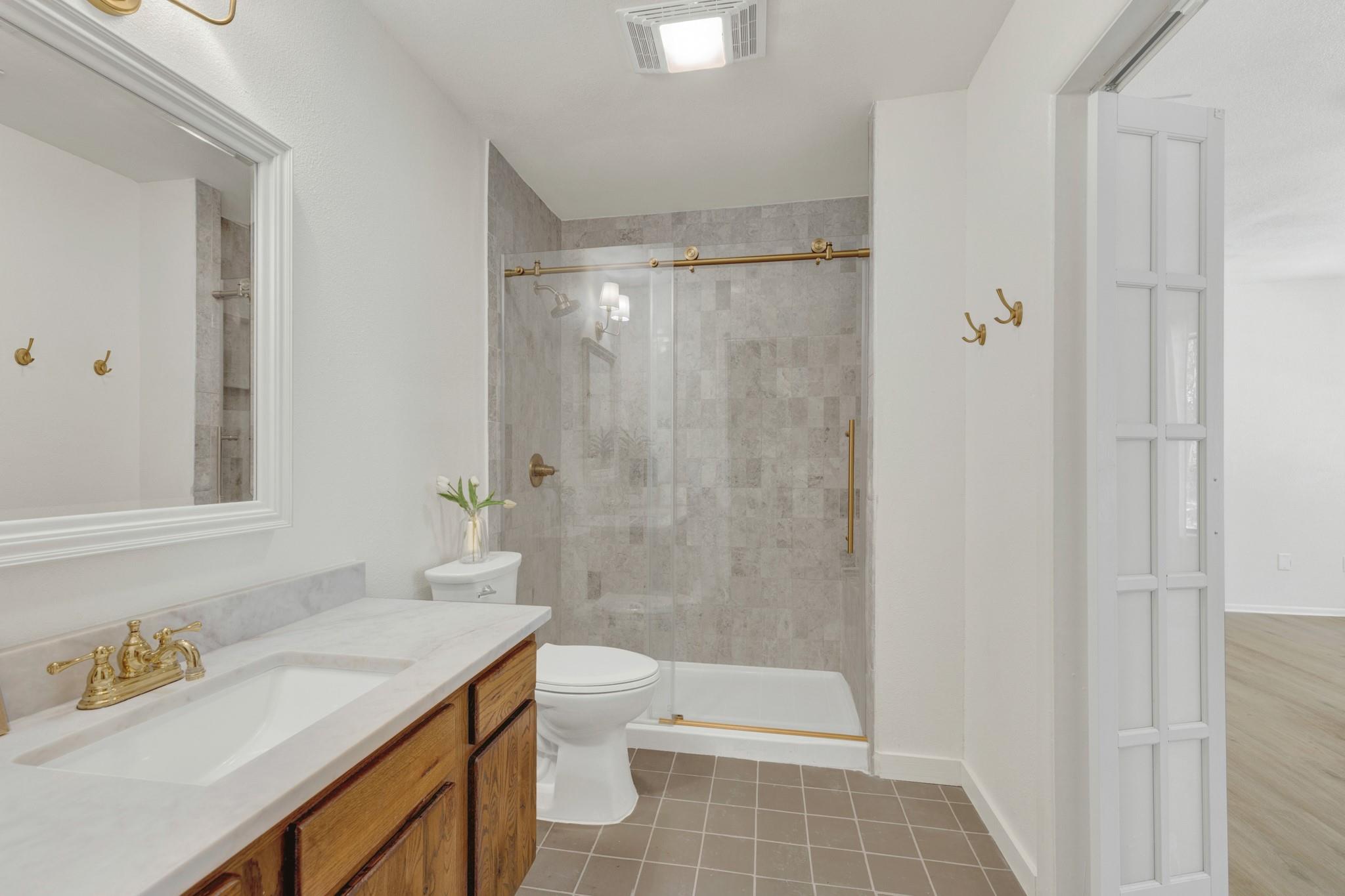 2812 Philo St Property Photo 14