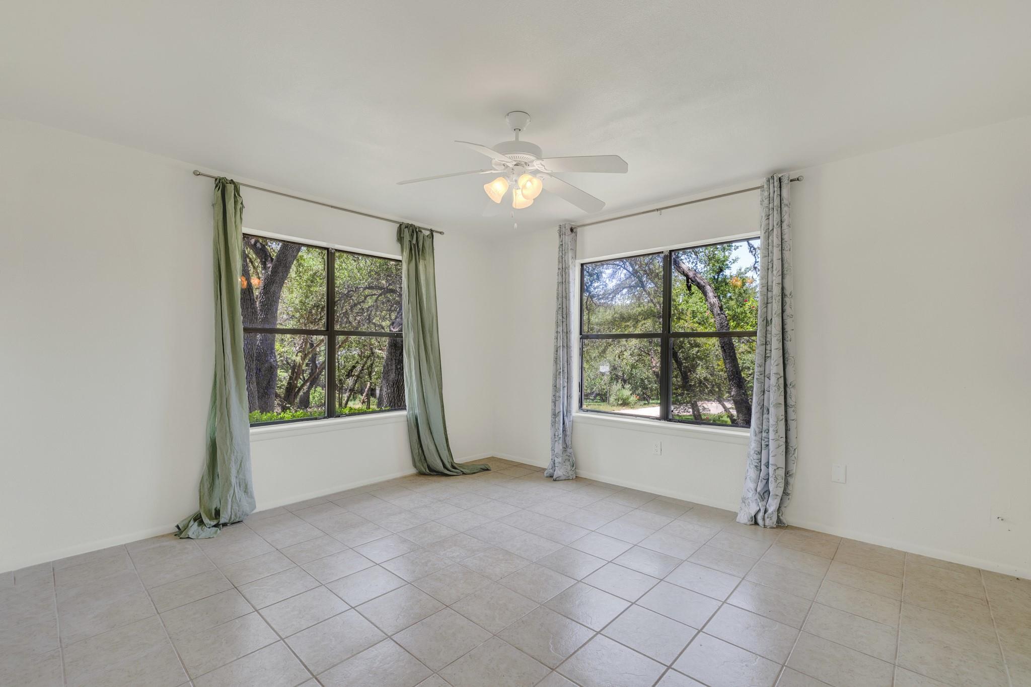 2812 Philo St Property Photo 18