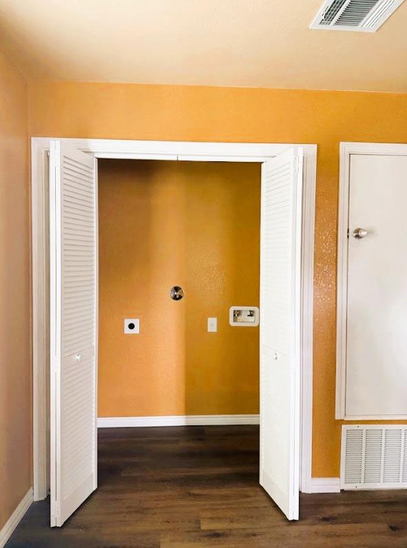 240 W Elm St #a Property Photo 13