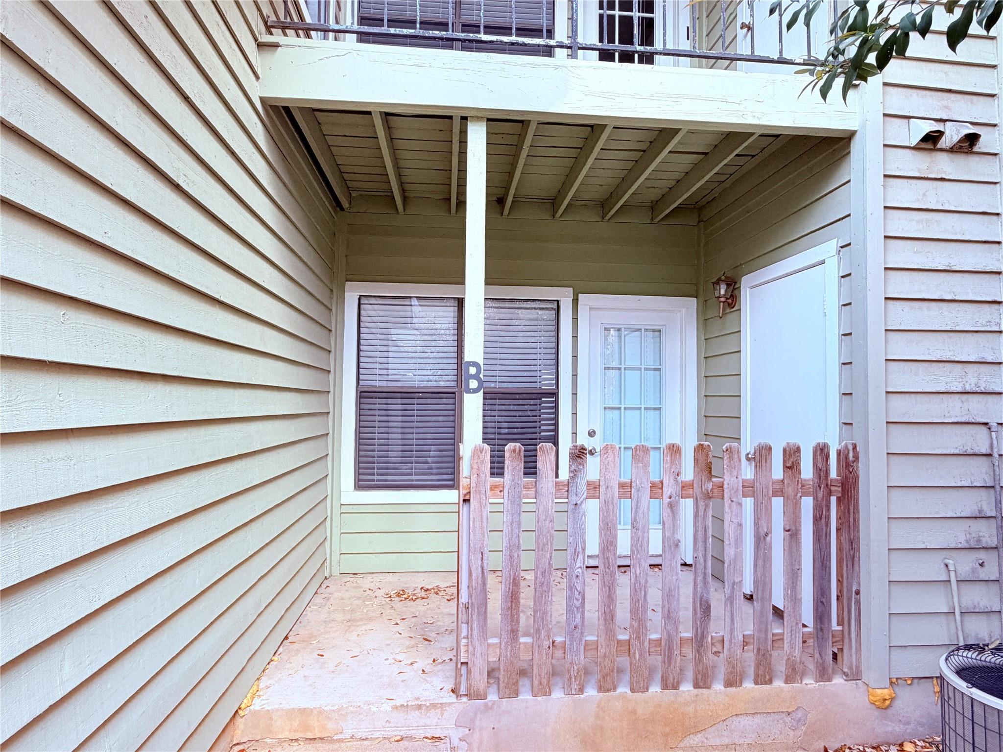 8801 Schick Rd #b Property Photo 2