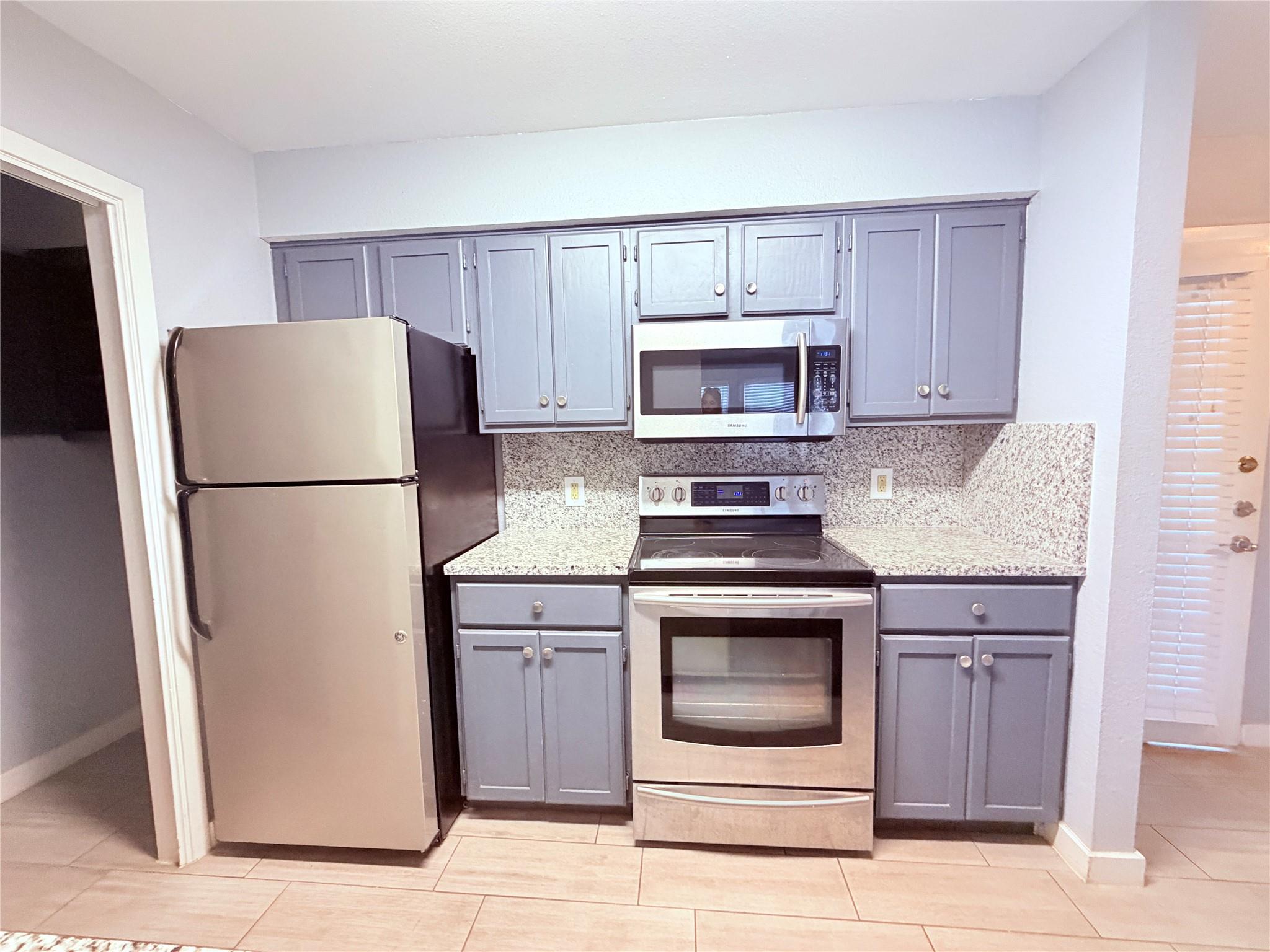 8801 Schick Rd #b Property Photo 12