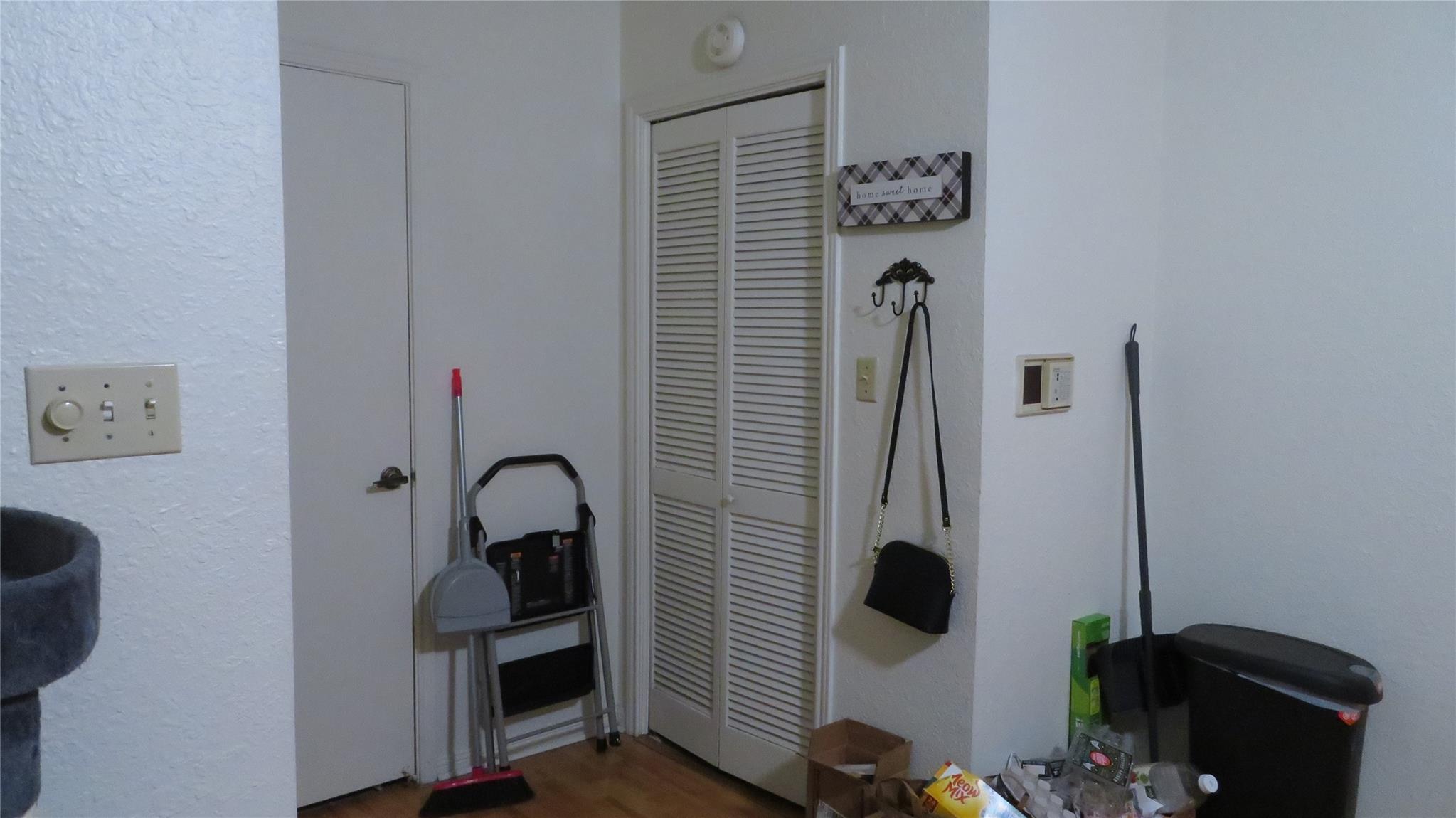 1910 Robbins Place Pl #202 Property Photo 13