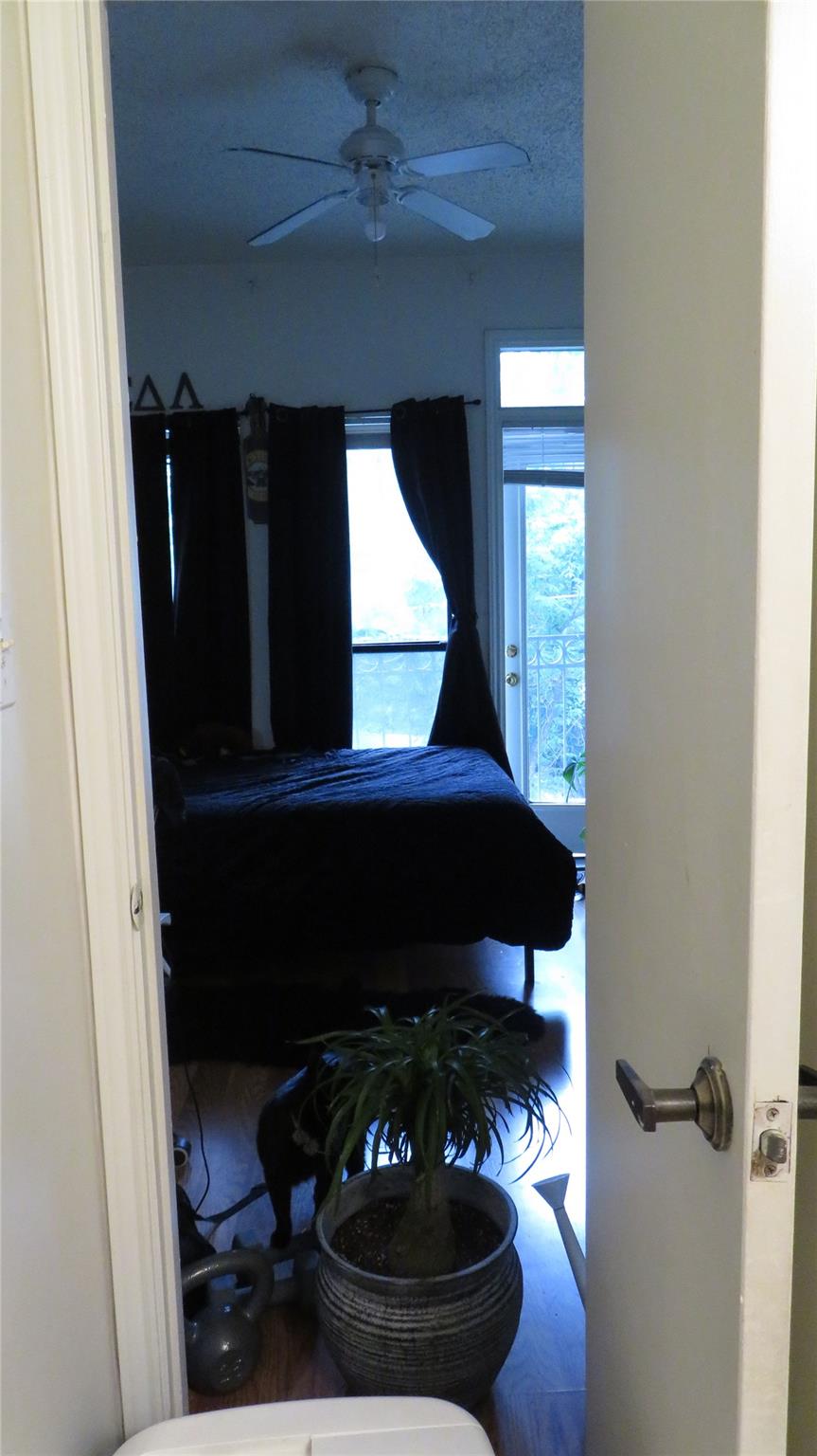 1910 Robbins Place Pl #202 Property Photo 28