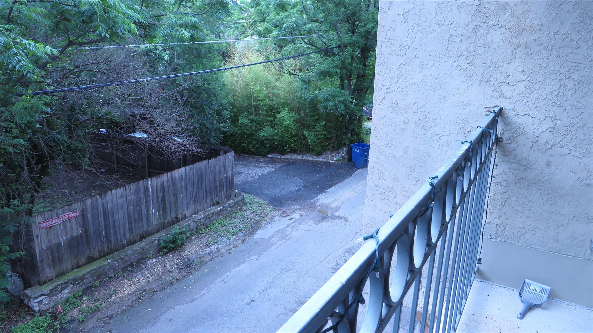 1910 Robbins Place Pl #202 Property Photo 32