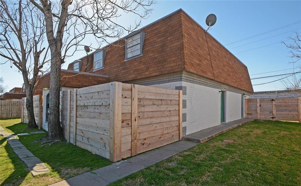 1825 Wooten Park DR 101 Property Photo 1