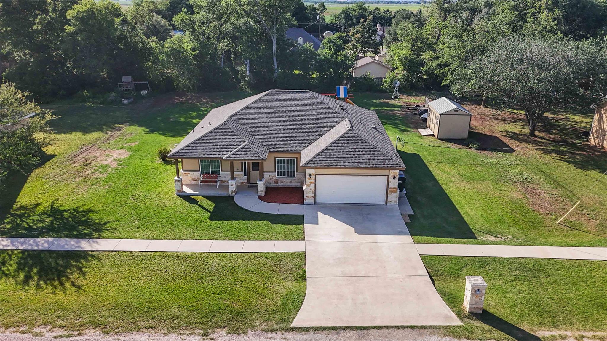 285 Hummingbird Way