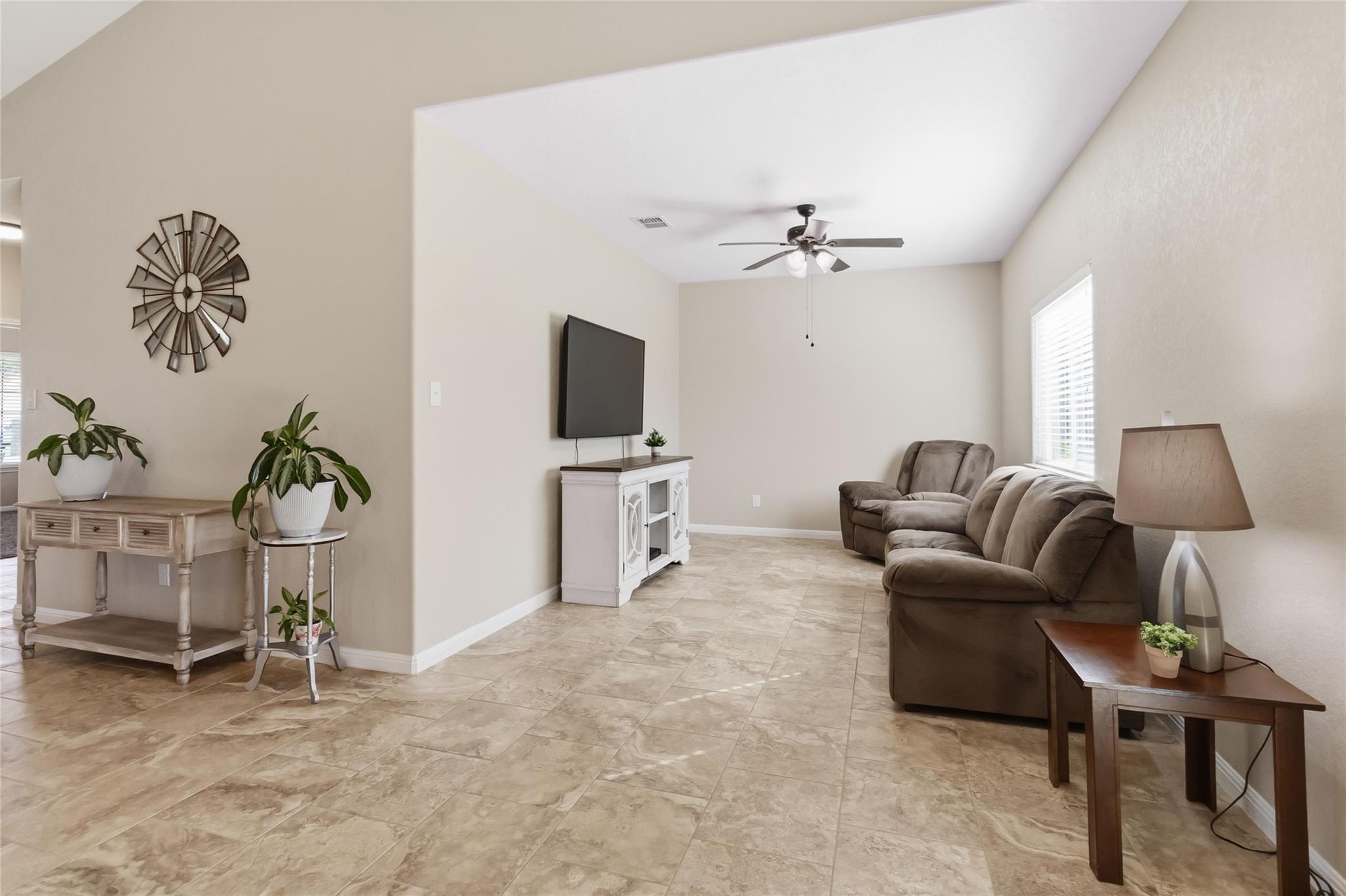 285 Hummingbird Way Property Photo 16