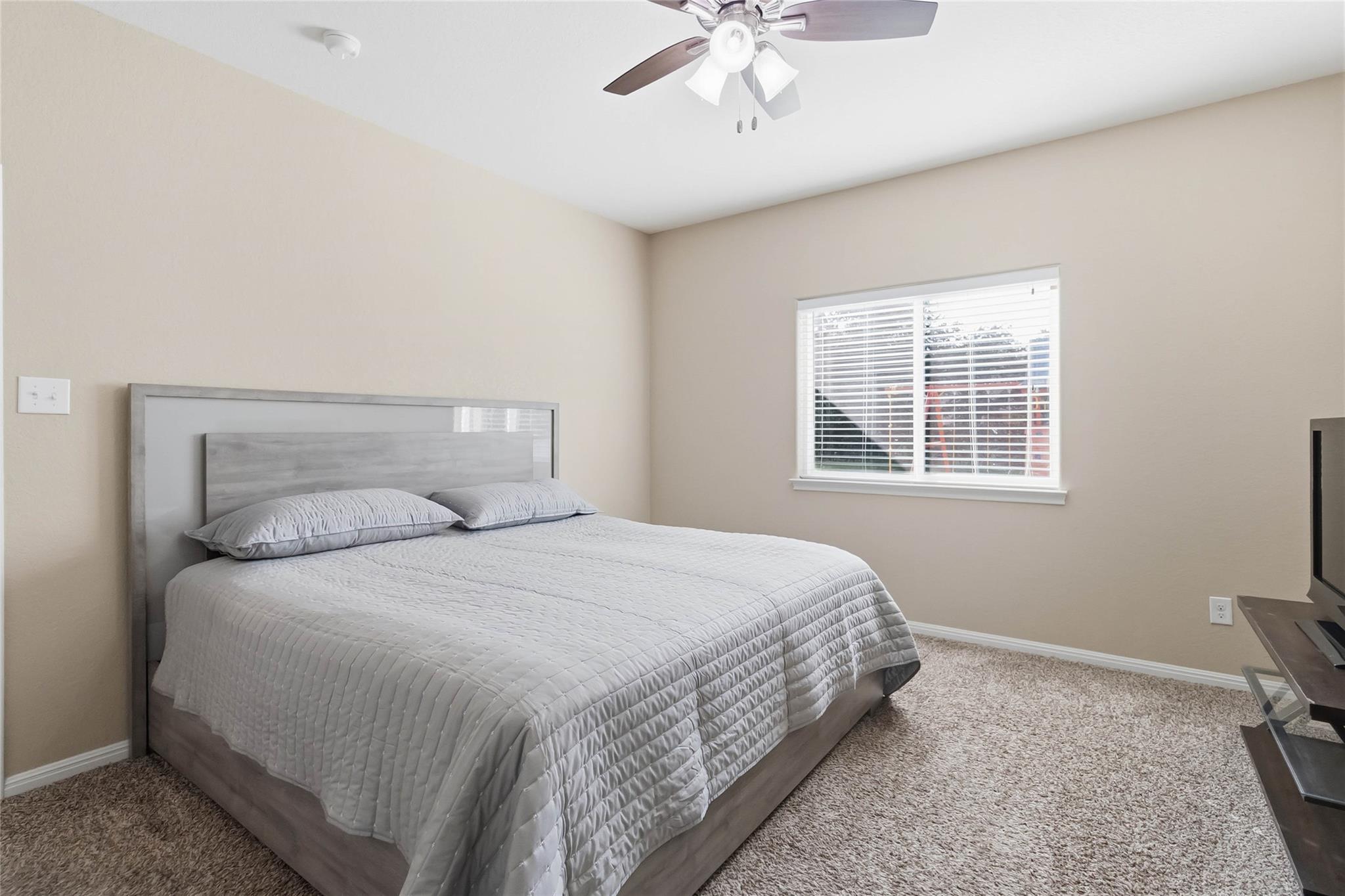 285 Hummingbird Way Property Photo 19