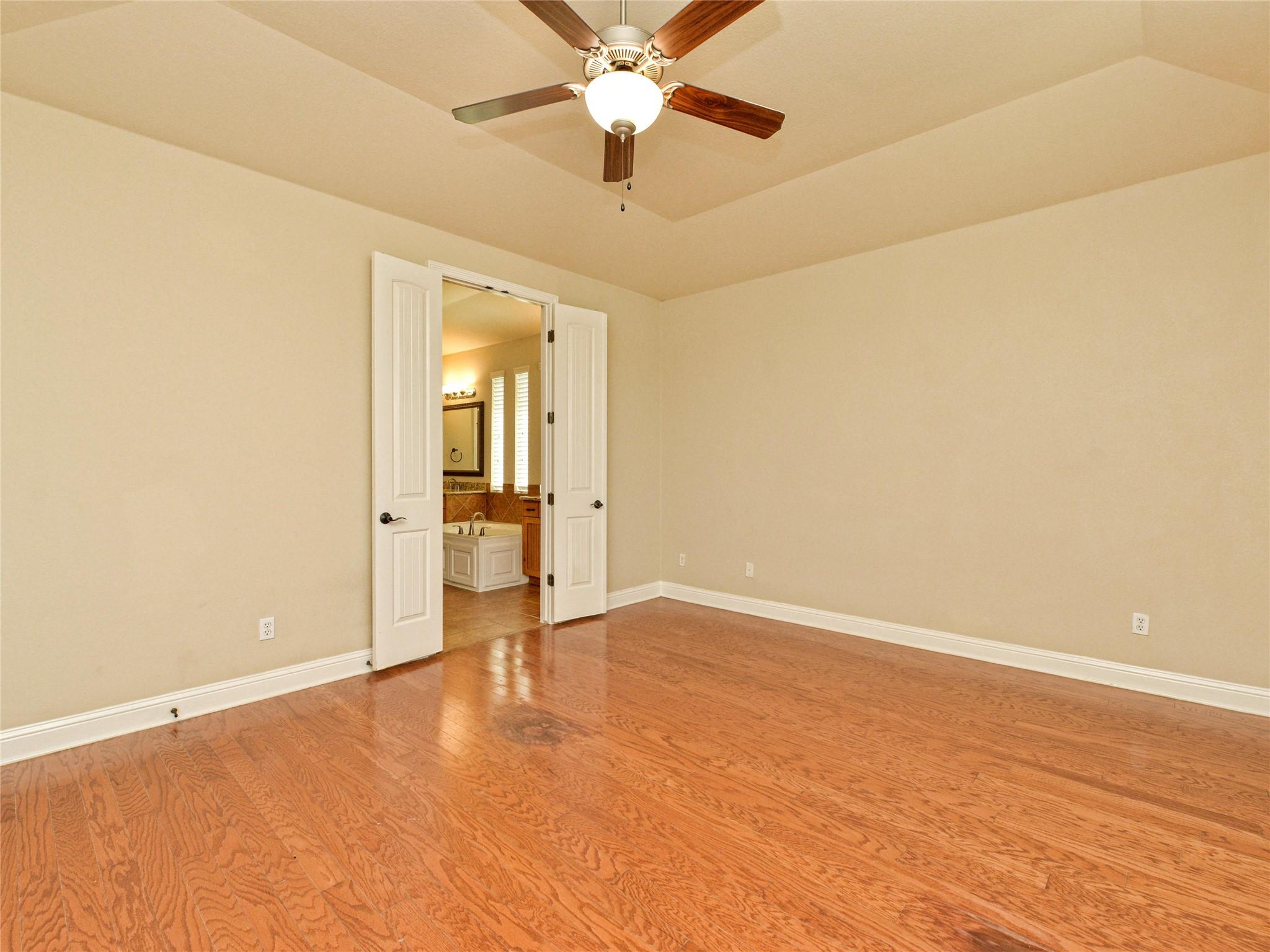 315 Bonaire Ct Property Photo 19