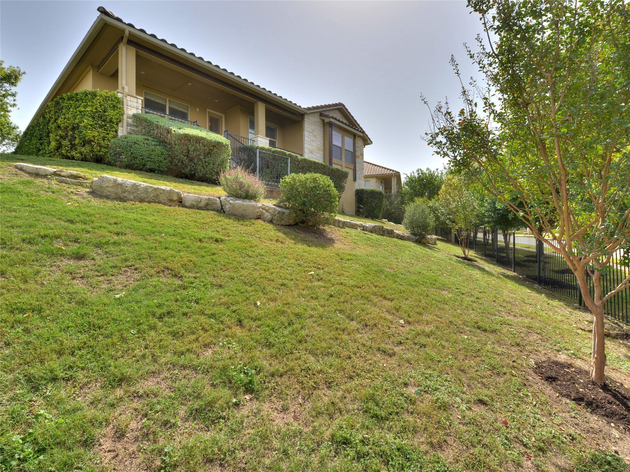 315 Bonaire Ct Property Photo 29
