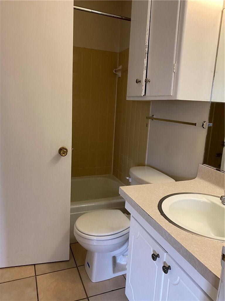 3412 Willowrun Dr #a Property Photo 11