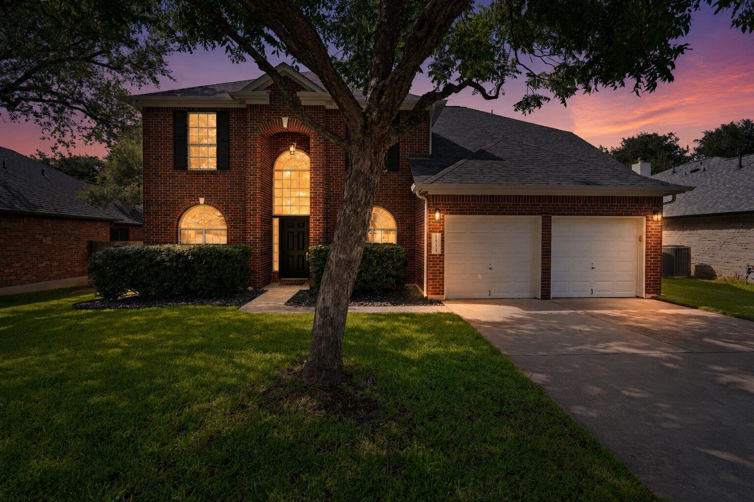 1333 Nightingale Dr Property Photo 1