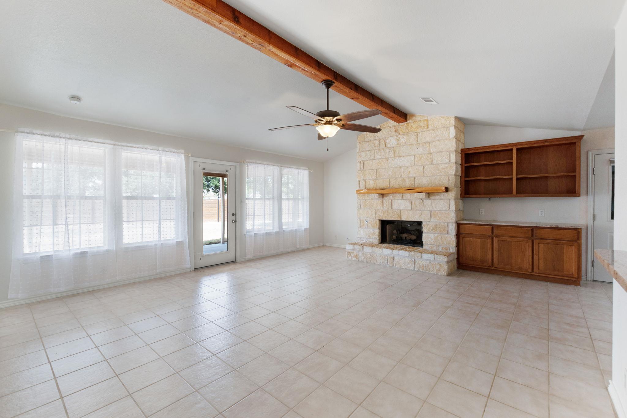 410 W Fm 243 None Property Photo 17