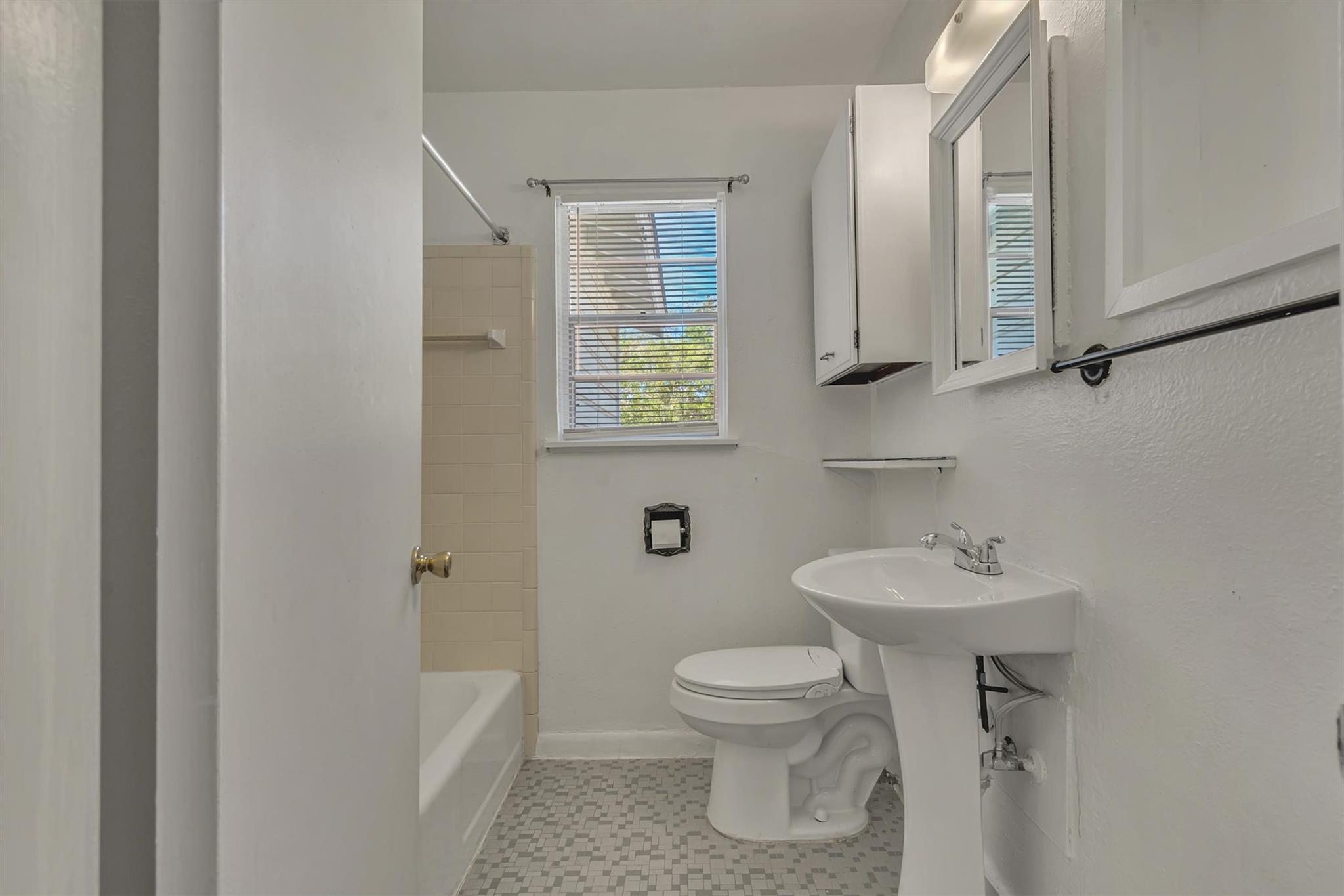 5408 Joe Sayers Ave Property Photo 13