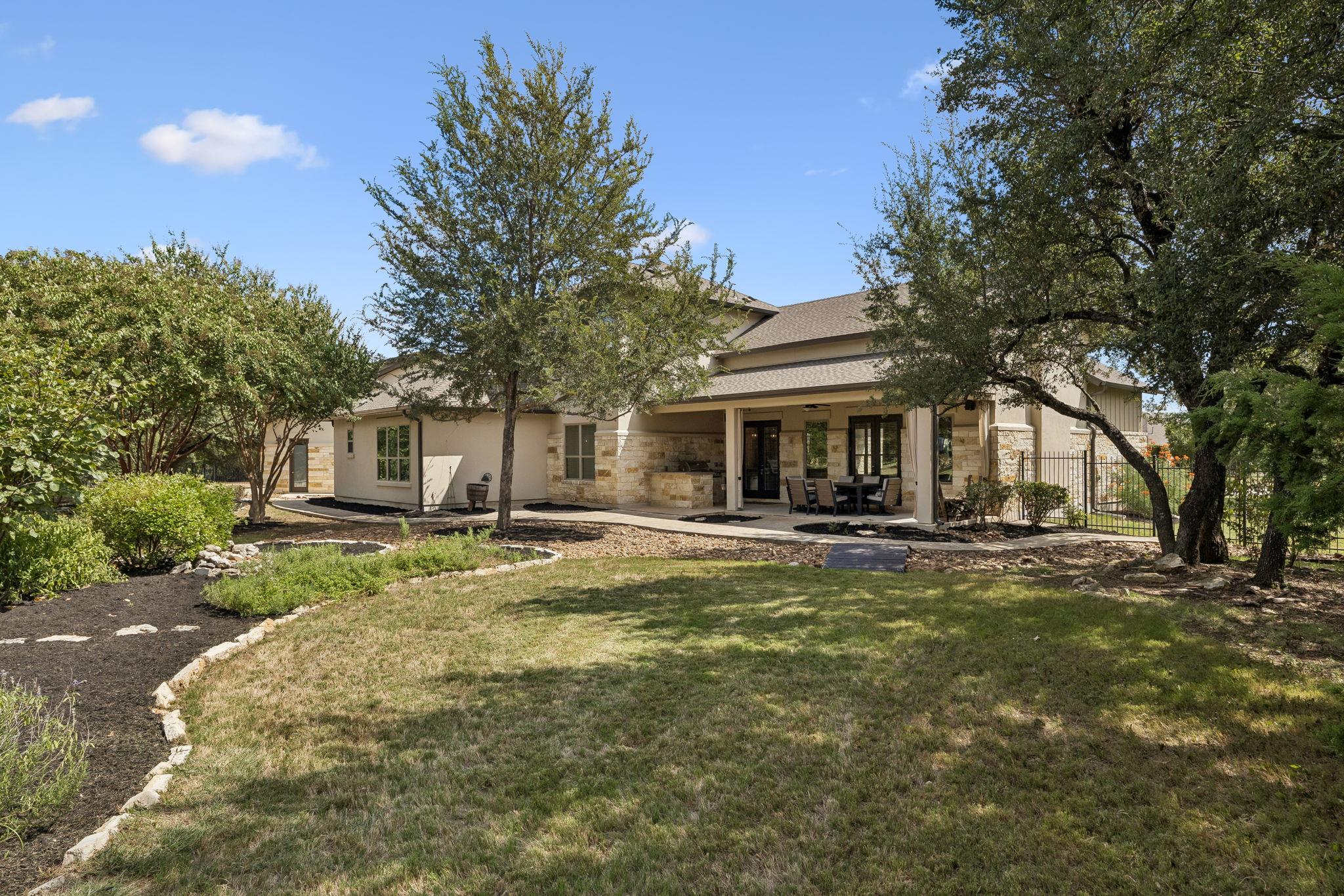 408 Old Pecan Ln Property Photo 33
