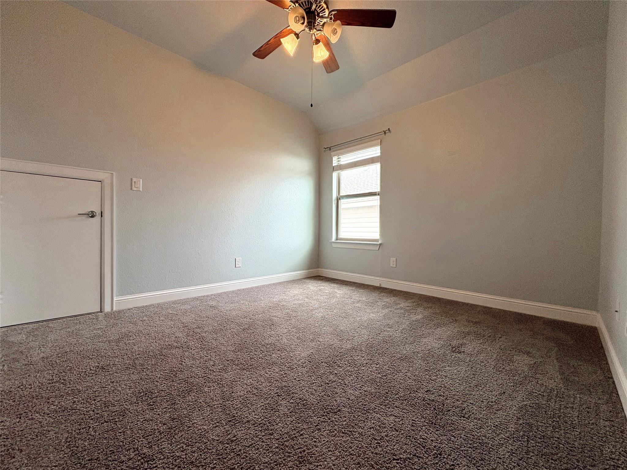 1902 Aves Cv Property Photo 14