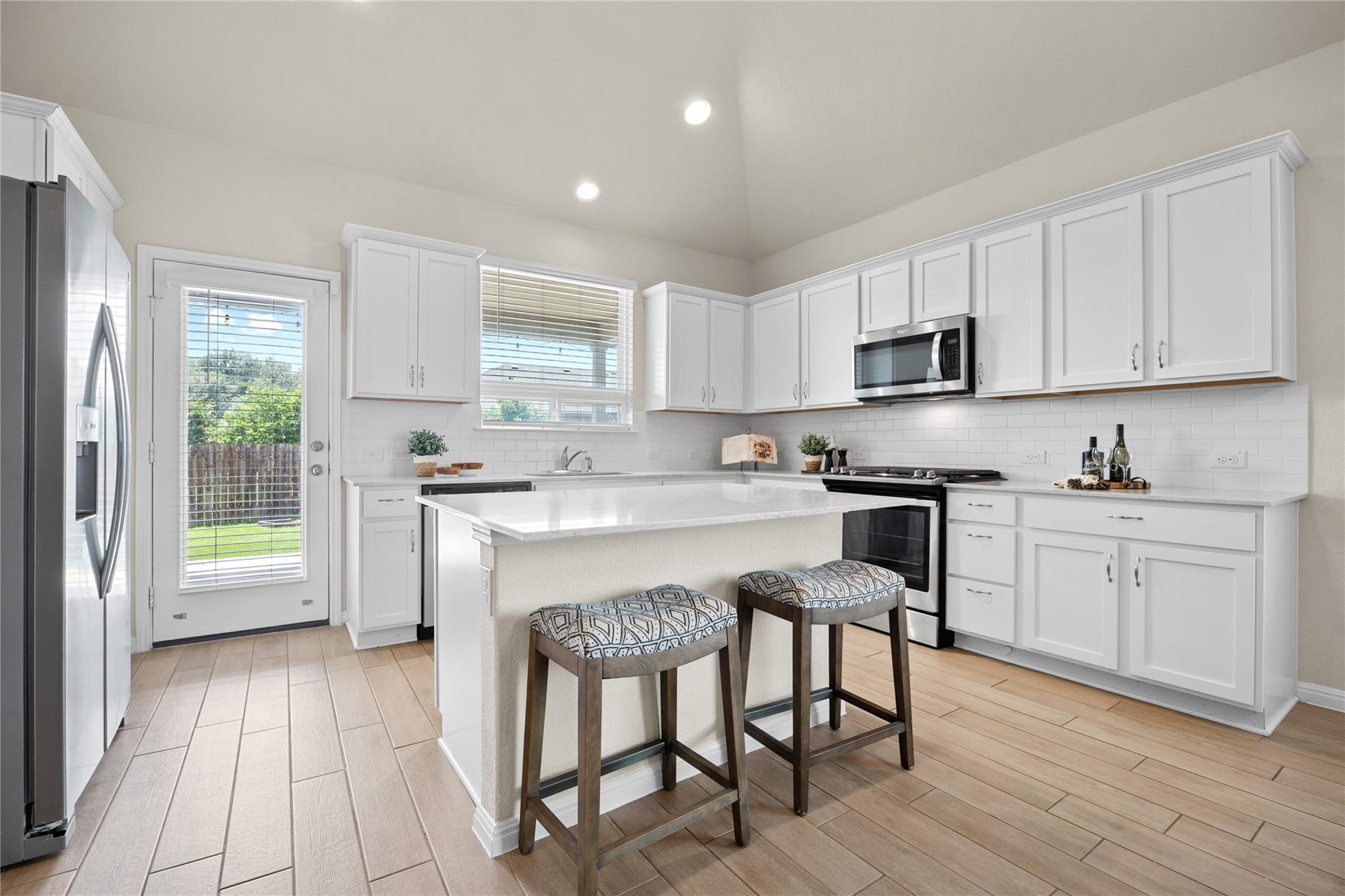 2413 Star Hill Ranch St Property Photo 16