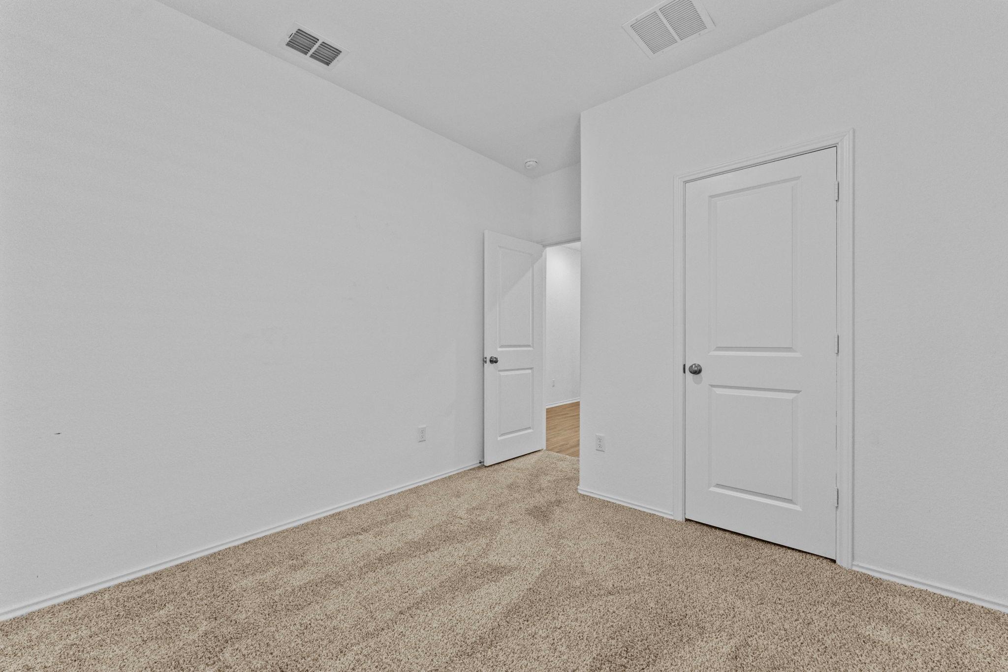 13704 Tordillo Dr Property Photo 6