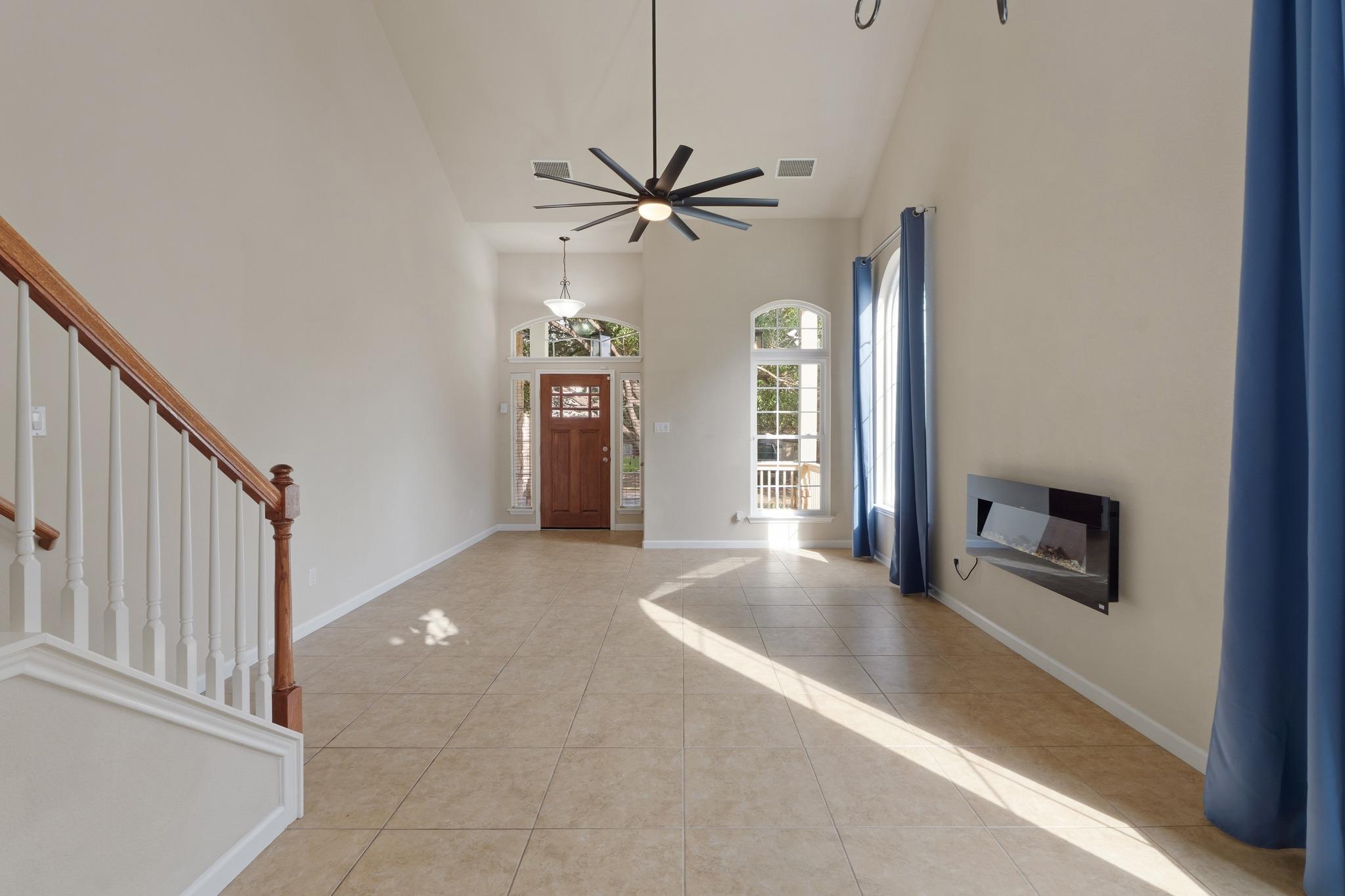 1625 Rockland Dr Property Photo 8