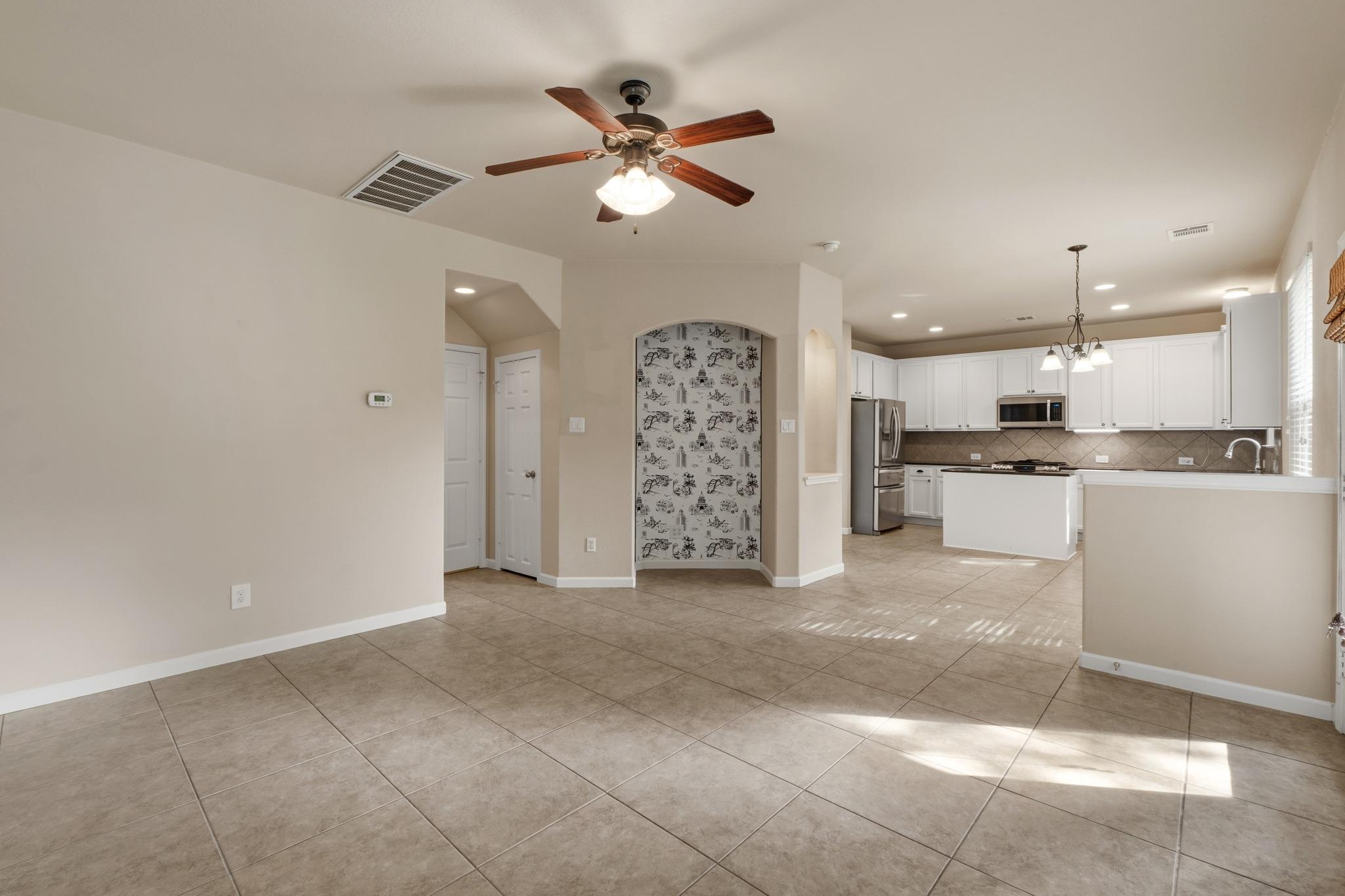 1625 Rockland Dr Property Photo 10