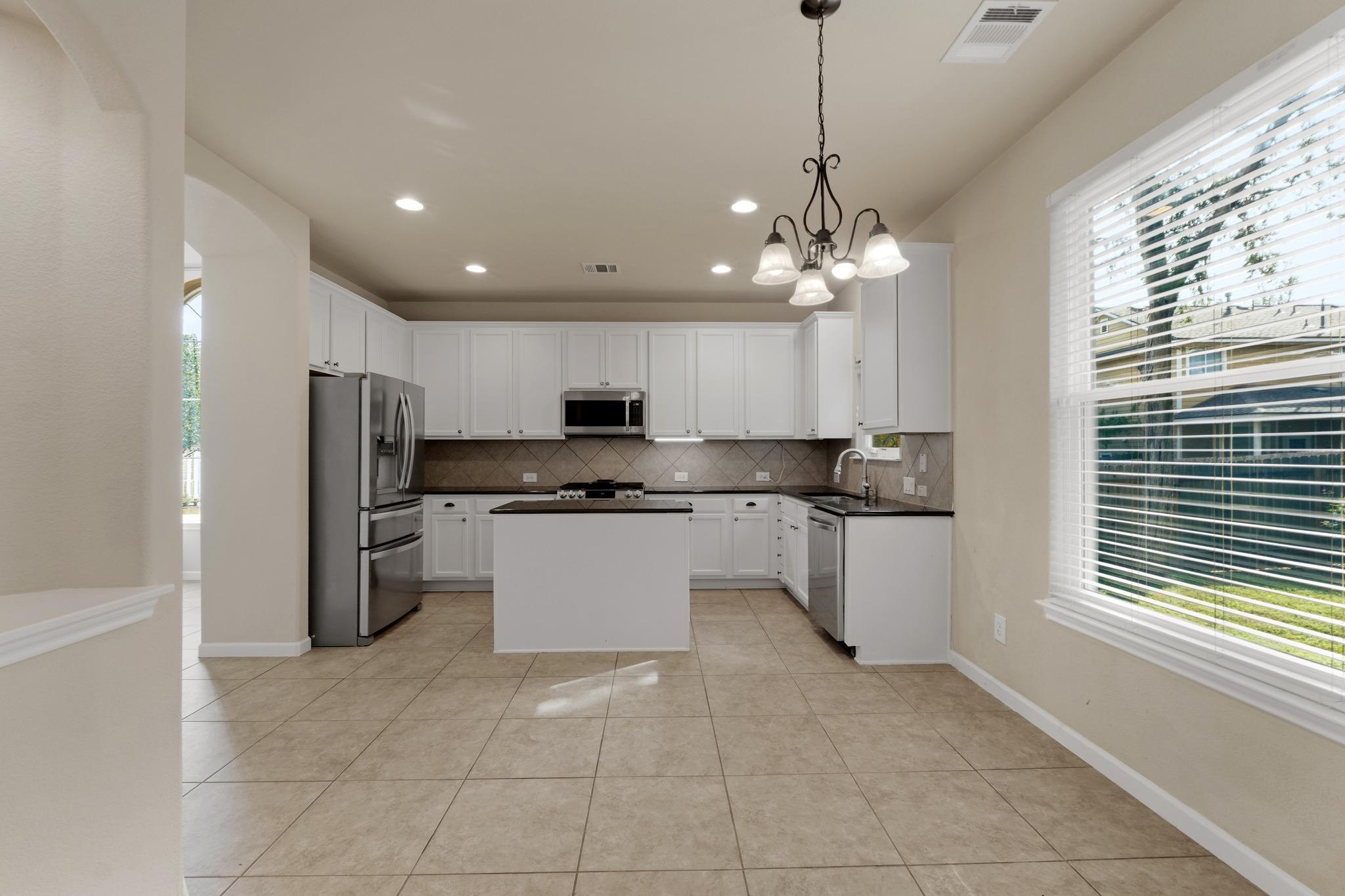 1625 Rockland Dr Property Photo 12