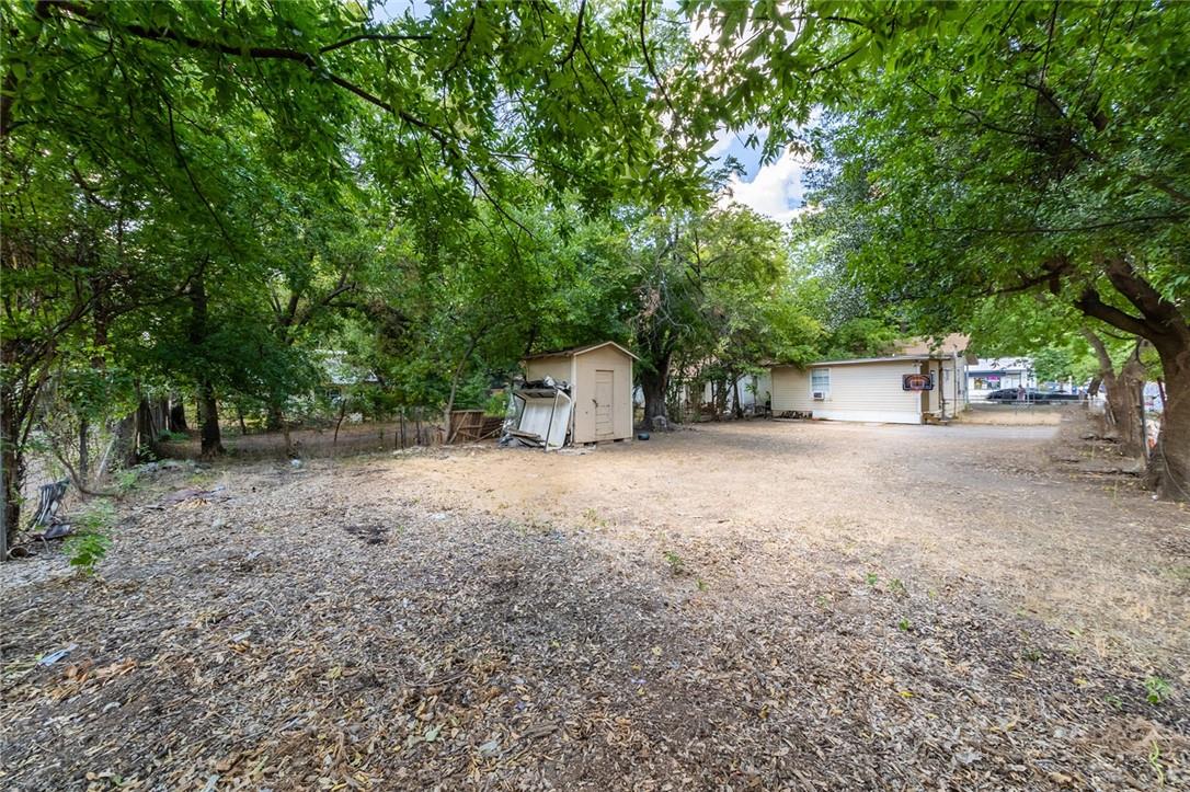 1511 Holly St Property Photo 6