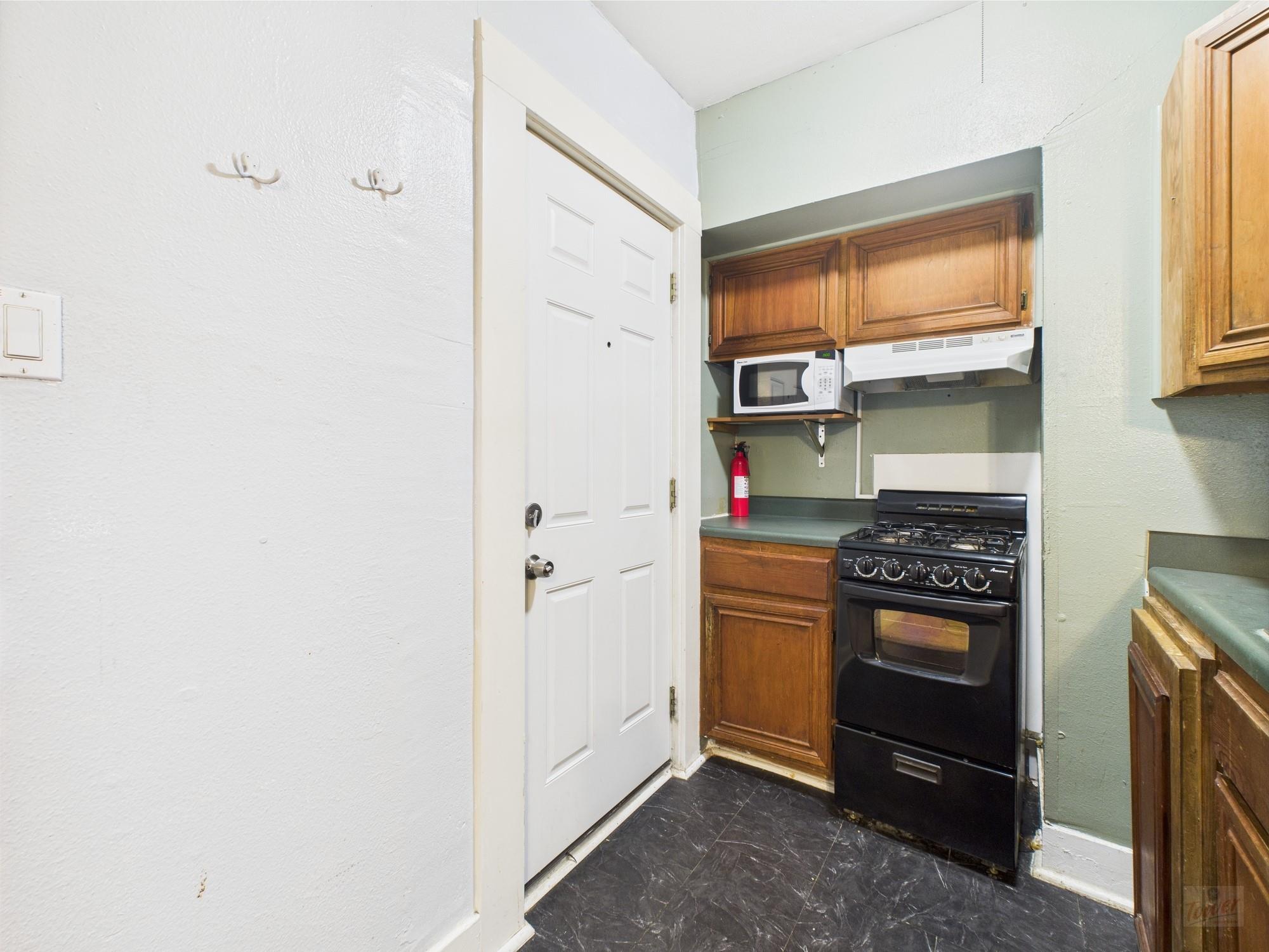 3006 Duval St #1 Property Photo 2