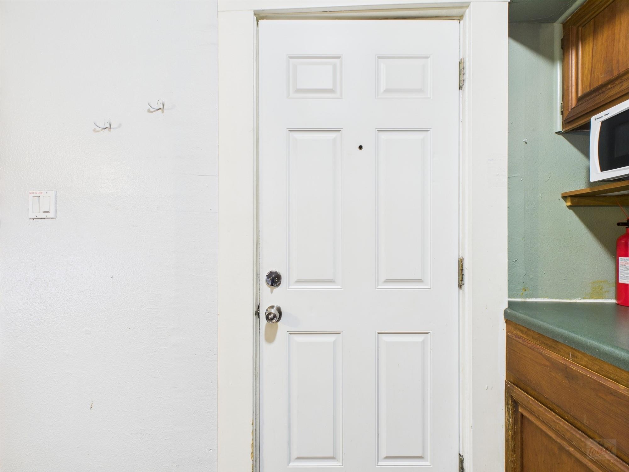 3006 Duval St #1 Property Photo 10