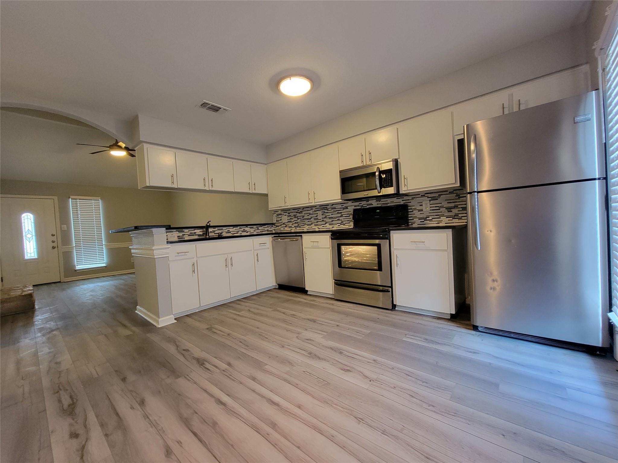 2903 Catalina #b Dr #b Property Photo 4