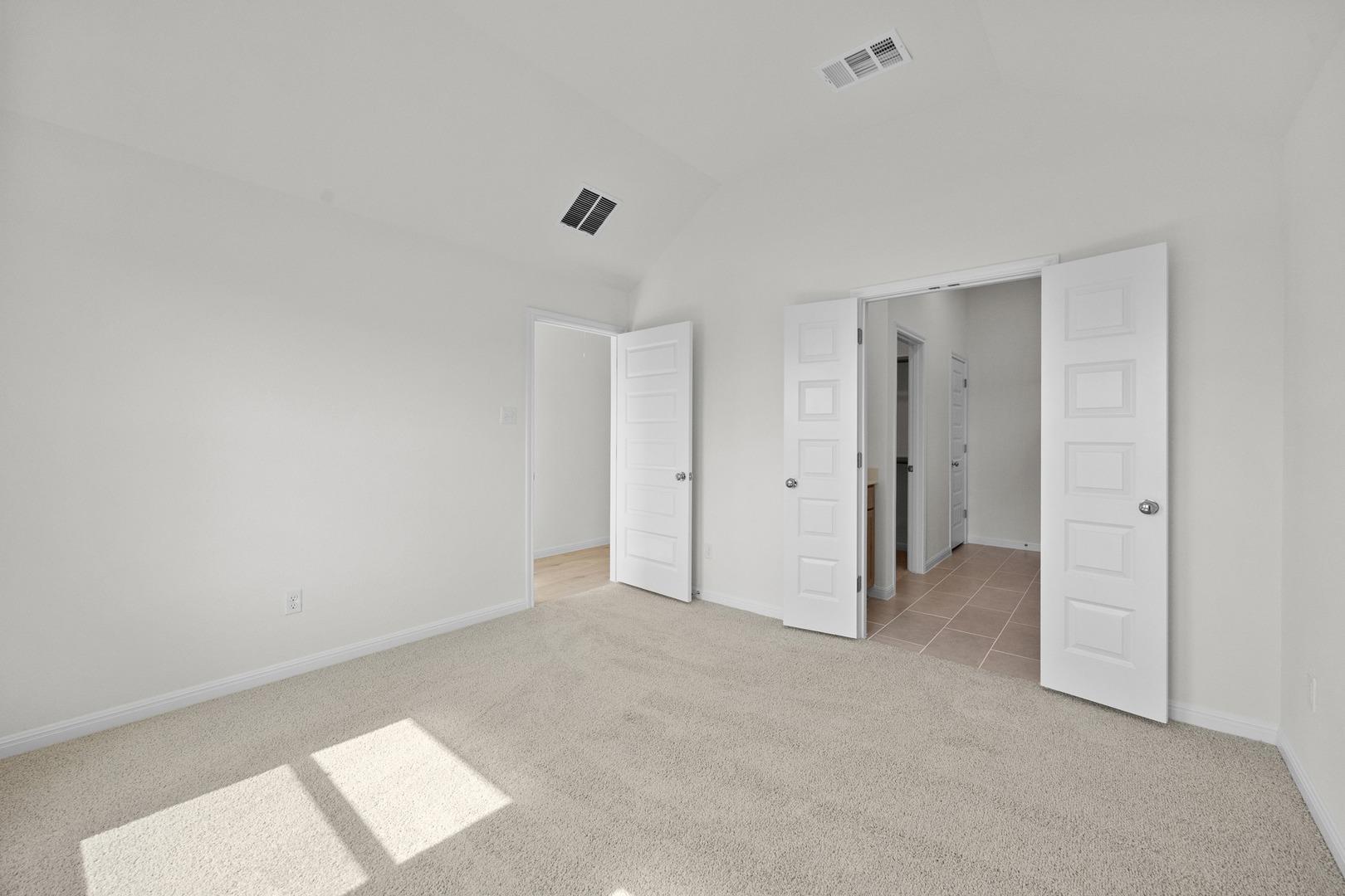 211 Hornet St Property Photo 13