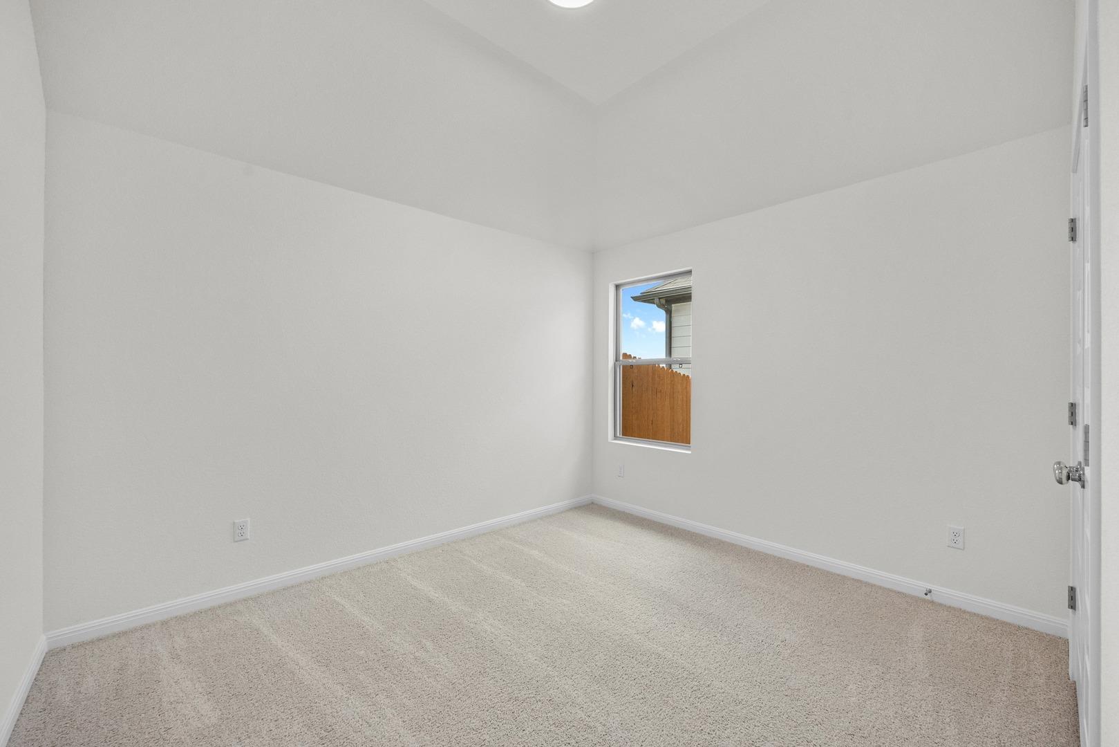211 Hornet St Property Photo 21