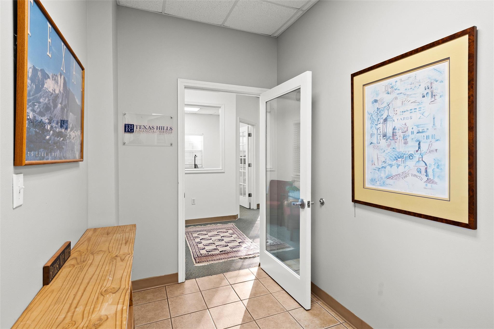 800 W Highway 290 None #d Property Photo 7