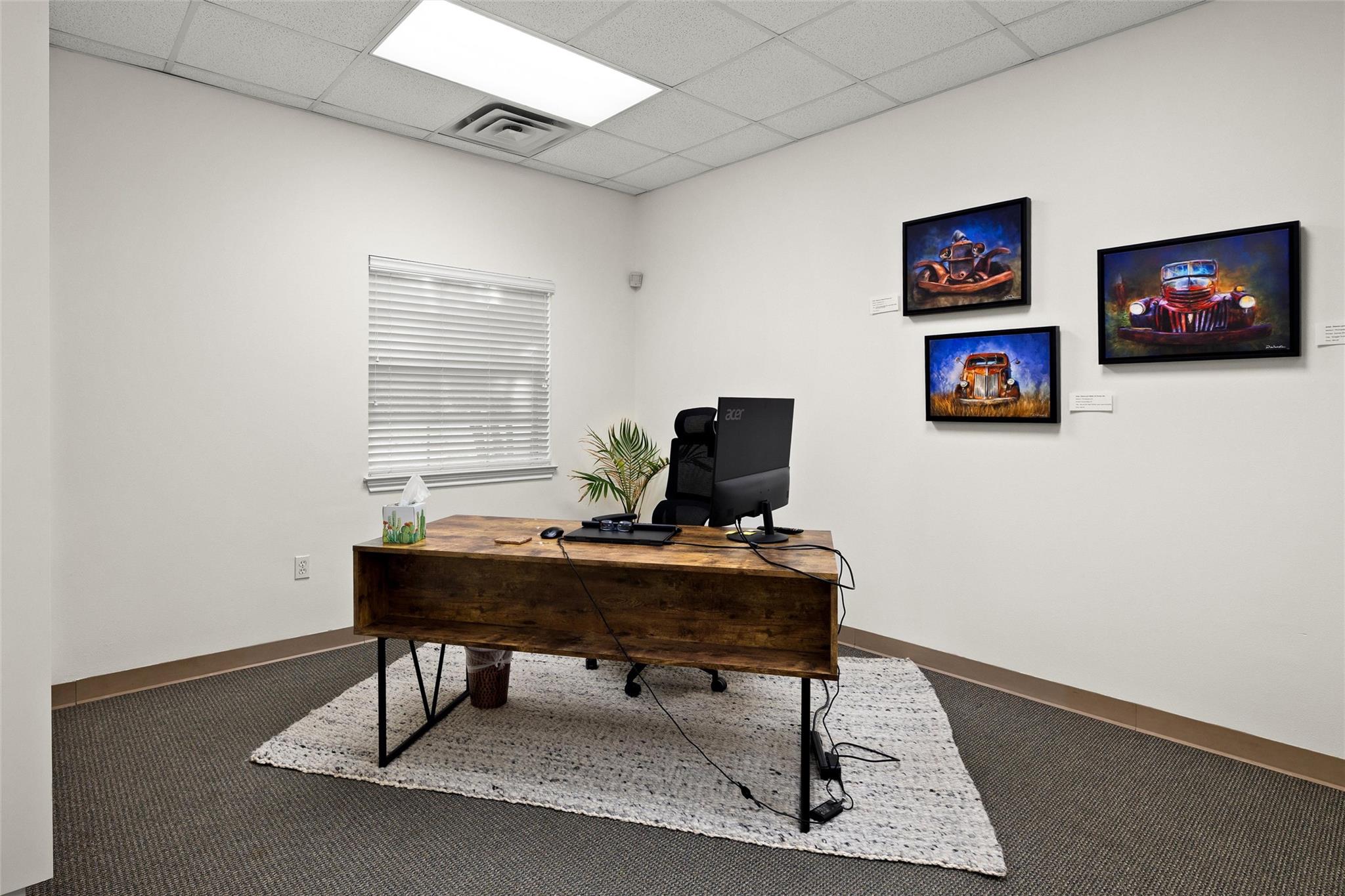 800 W Highway 290 None #d Property Photo 13