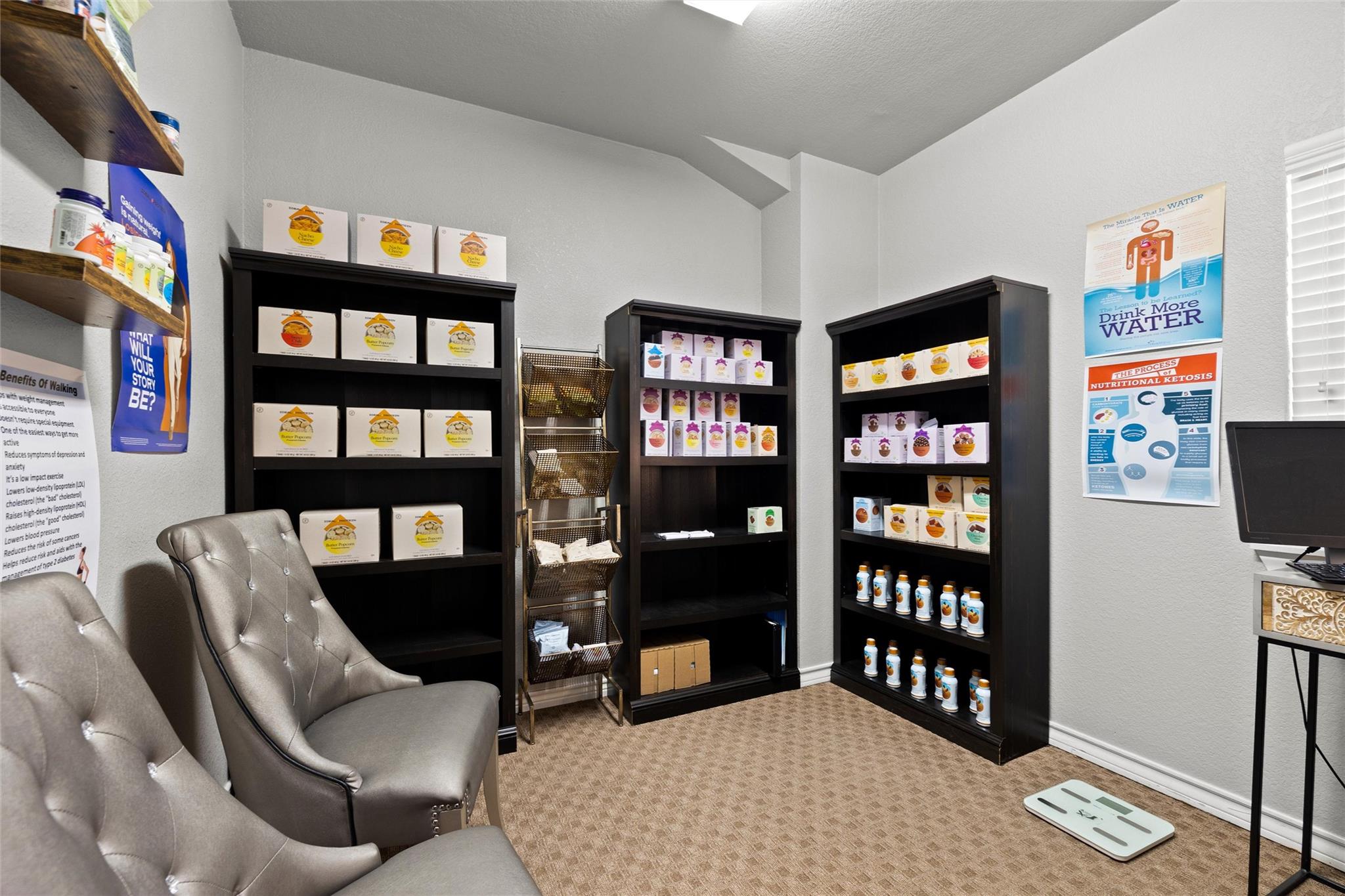 800 W Highway 290 None #d Property Photo 22