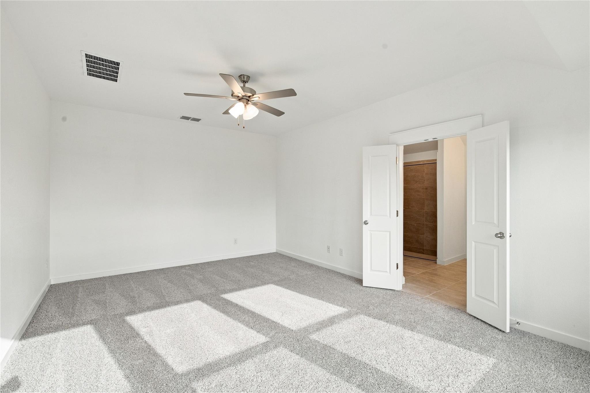 204 Seattle Slew Dr Property Photo 11