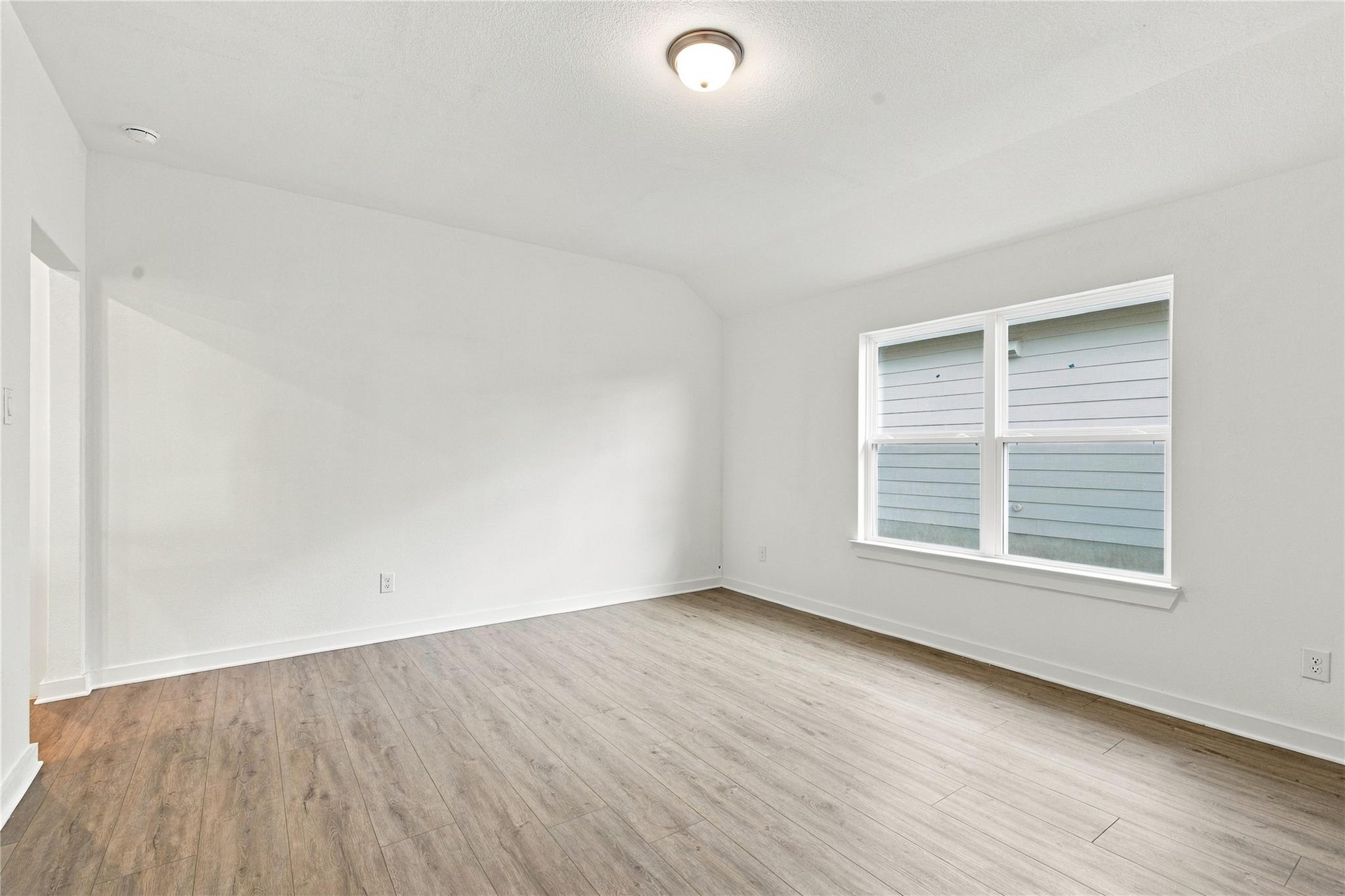 204 Seattle Slew Dr Property Photo 15