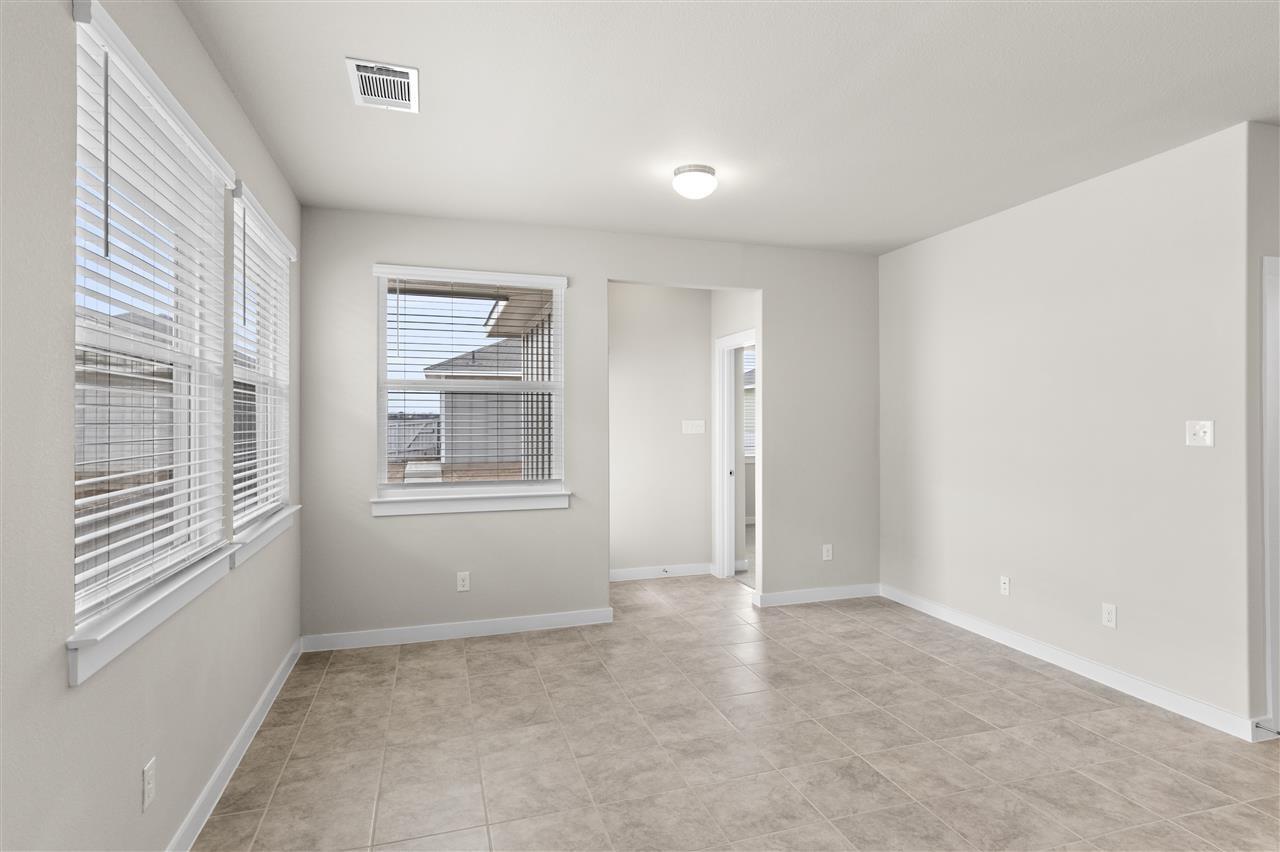 412 Hortus Dr Property Photo 15