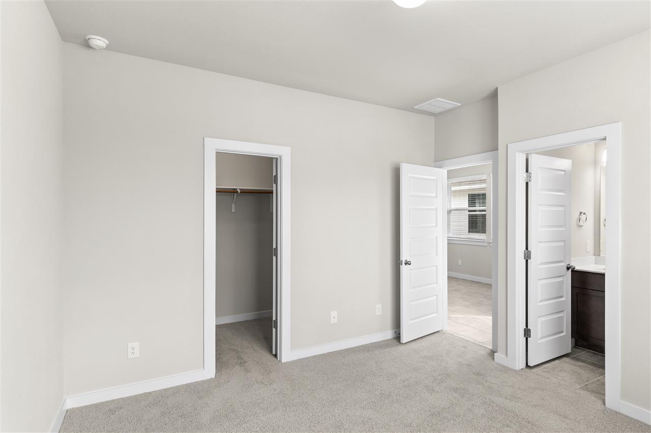412 Hortus Dr Property Photo 20
