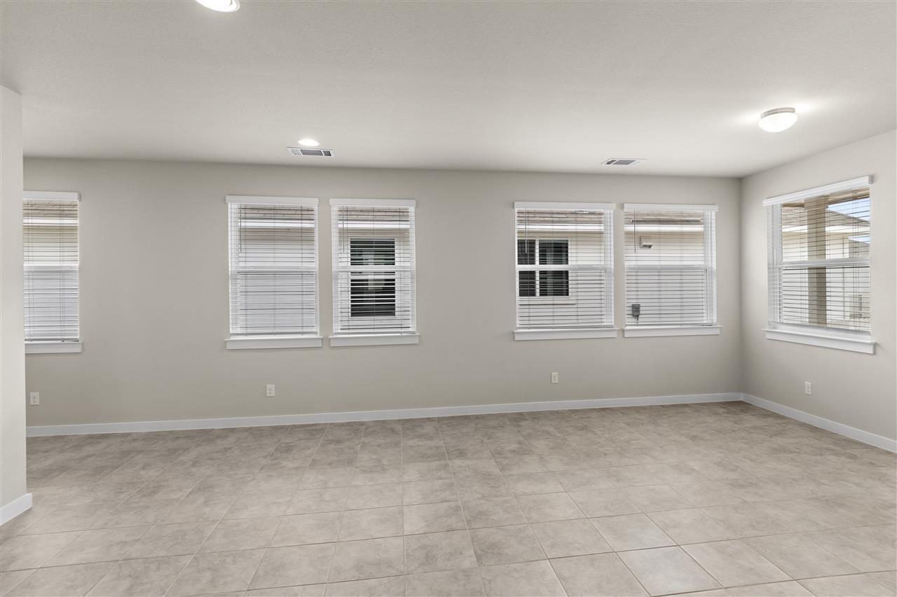 412 Hortus Dr Property Photo 27