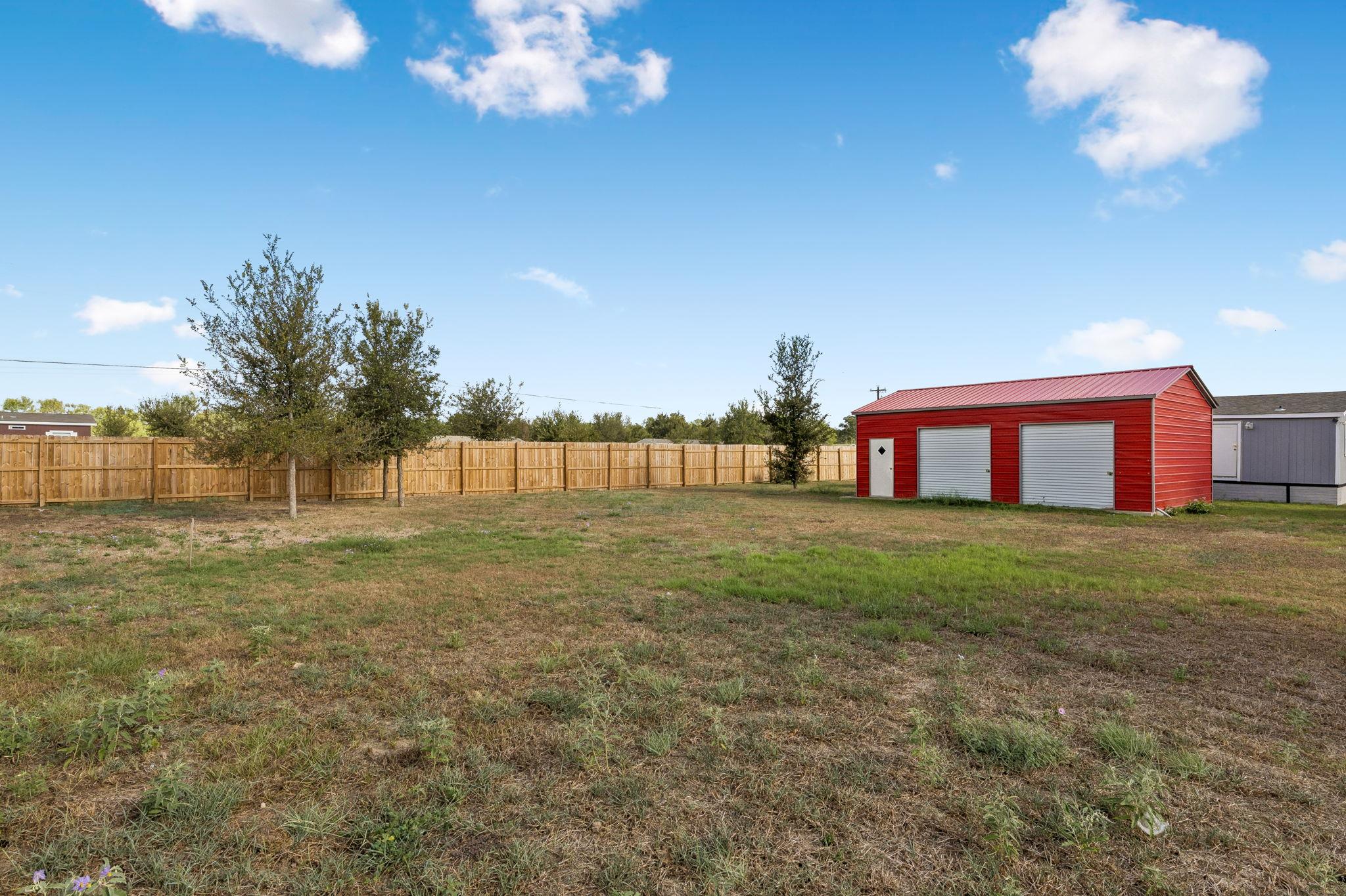 155 Oso St Property Photo 33
