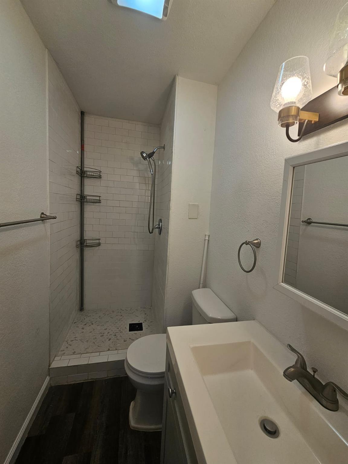 1401 Trinity St Property Photo 14