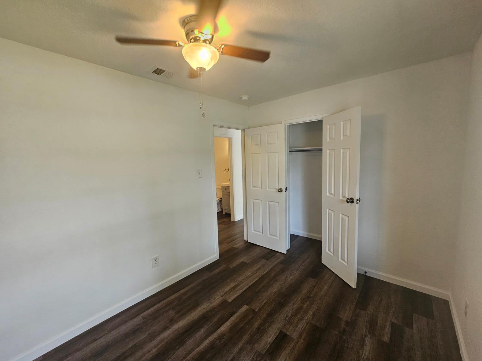 1401 Trinity St Property Photo 15